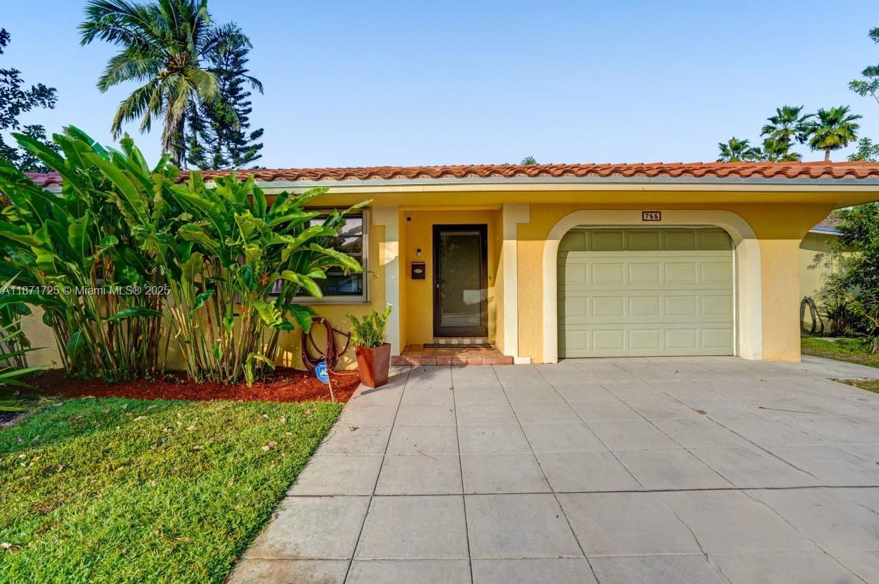 RIVERSIDE COVE - Residential