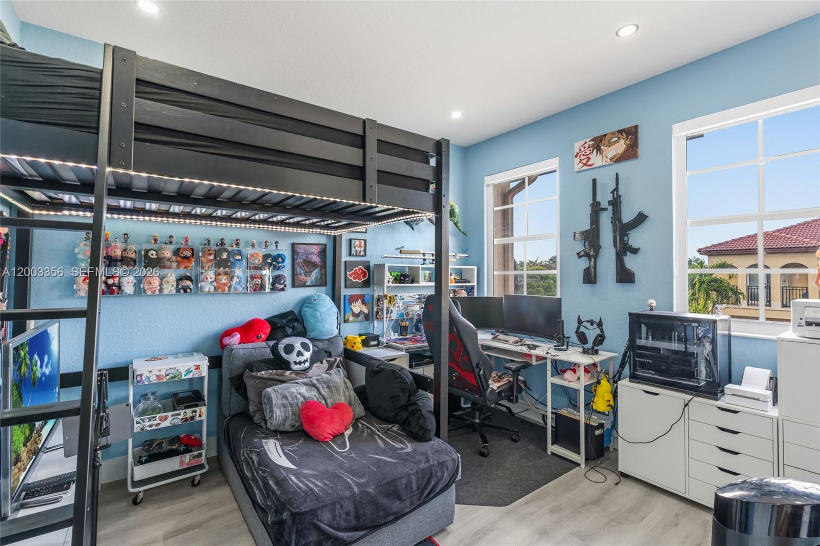 COURTS AT TUSCANY - Residential