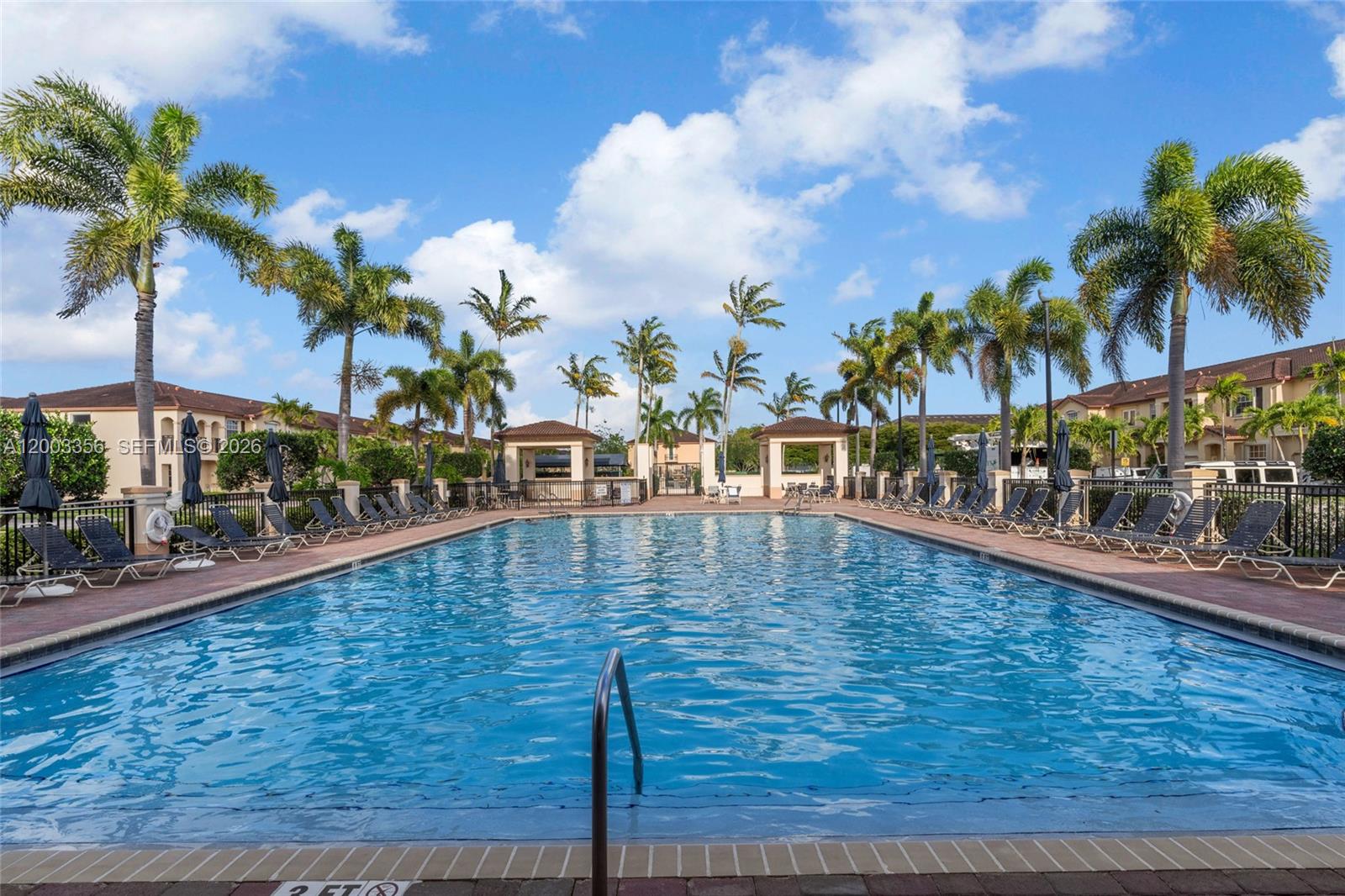 COURTS AT TUSCANY - Residential