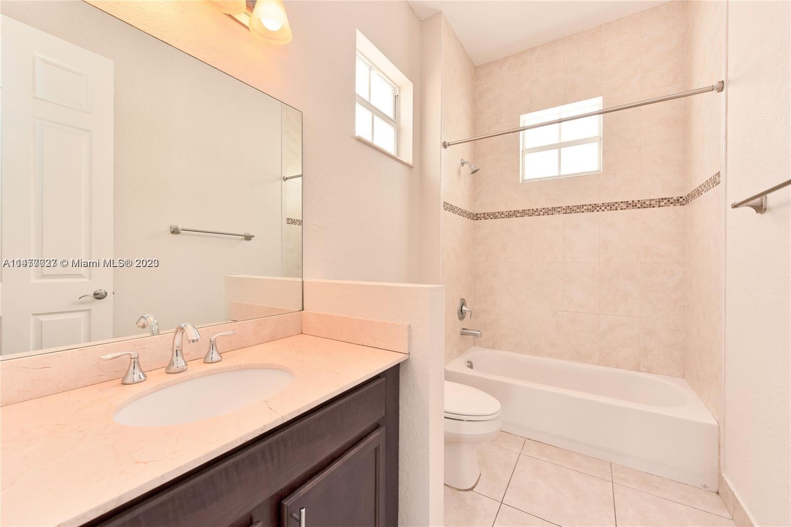 CYPRESS POINTE IV AT HERO - Residential Lease