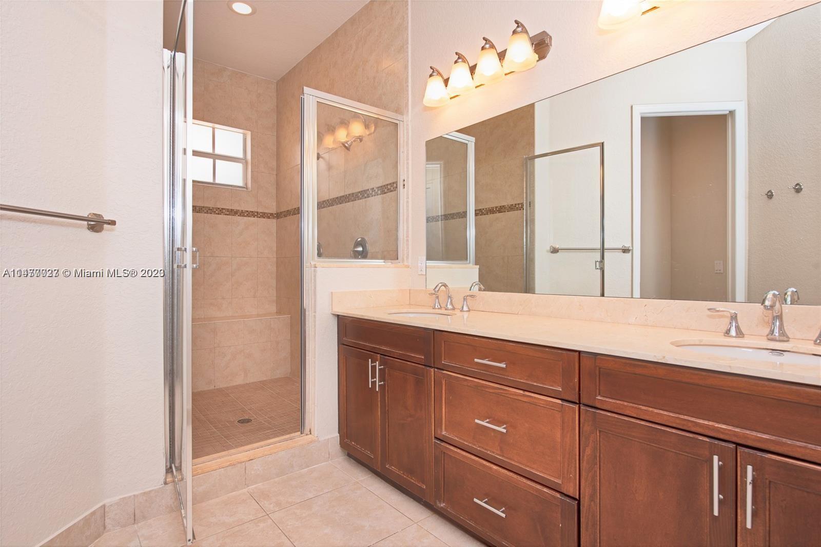 CYPRESS POINTE IV AT HERO - Residential Lease