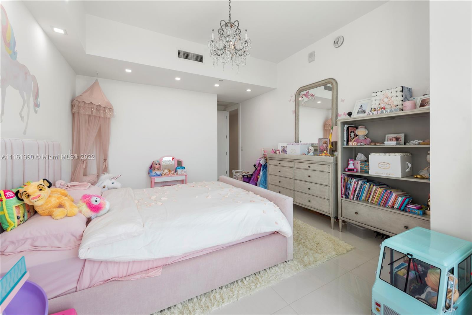 Turnberry Ocean Club - Residential