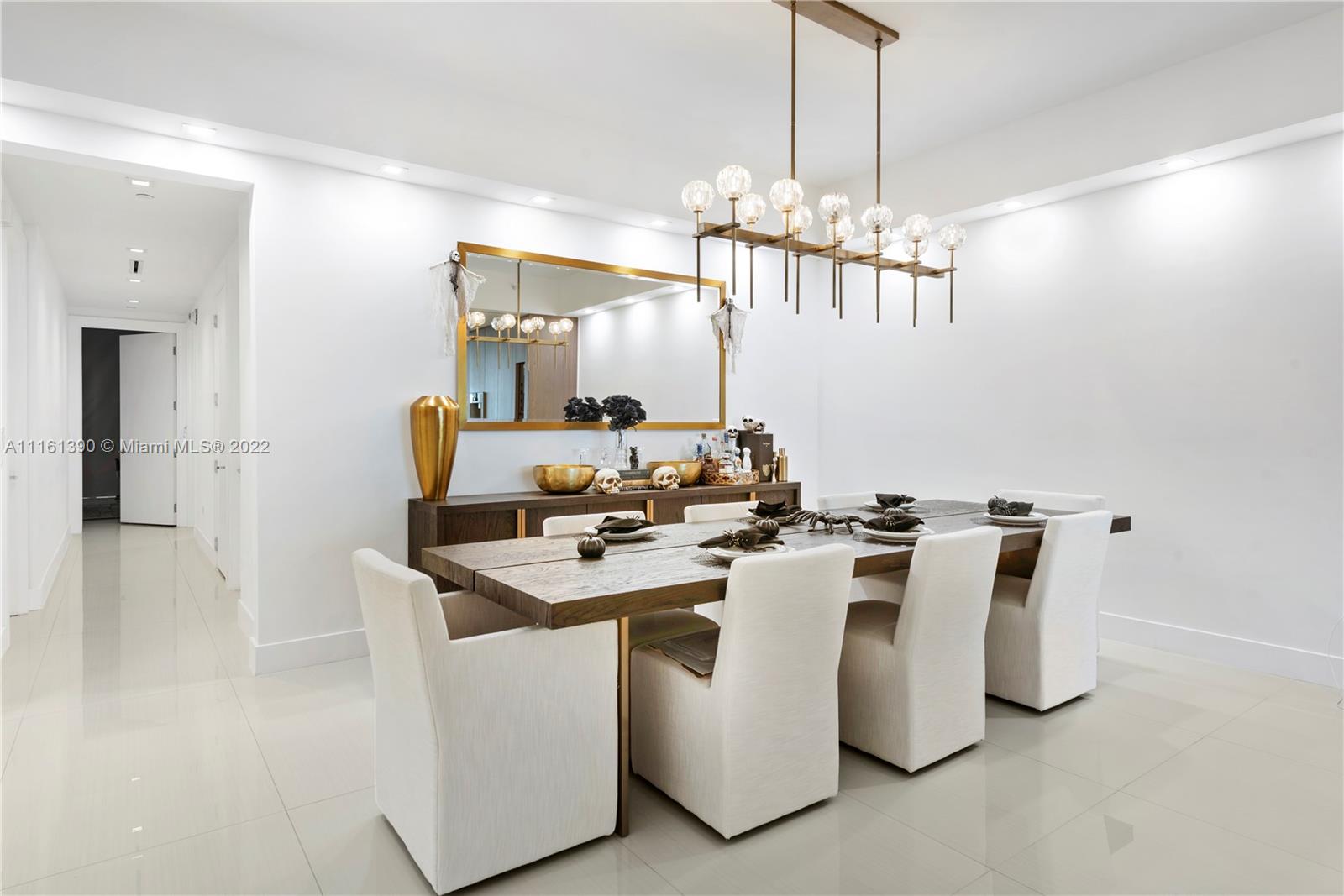 Turnberry Ocean Club - Residential