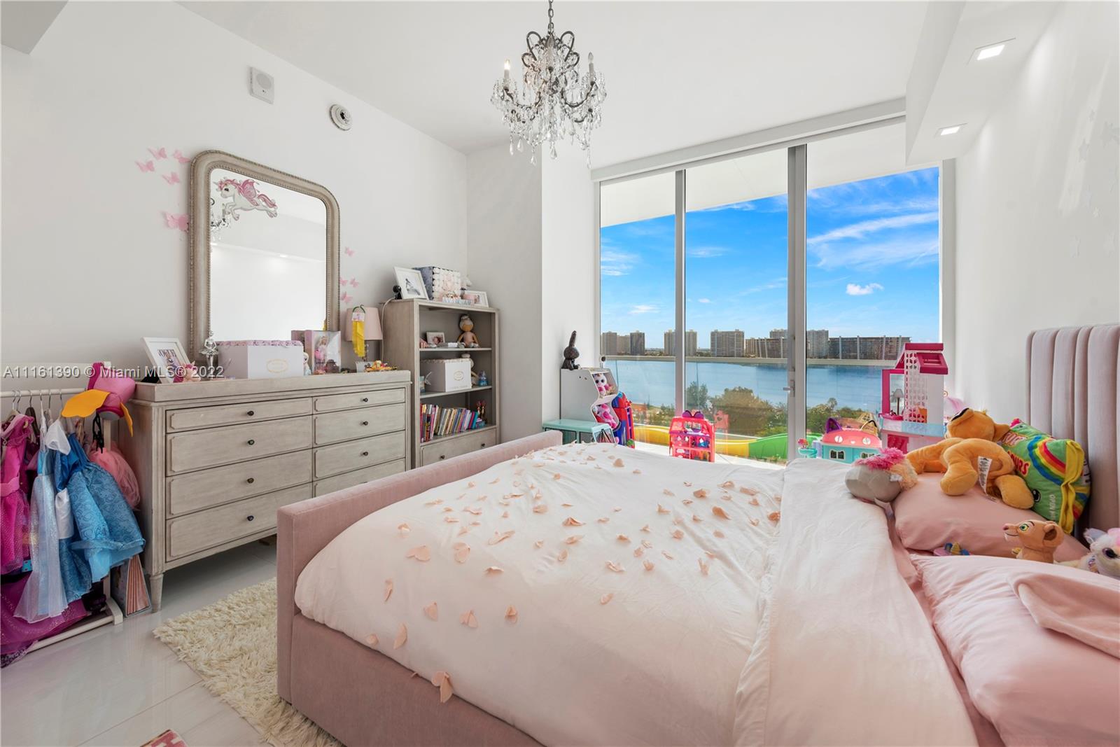 Turnberry Ocean Club - Residential