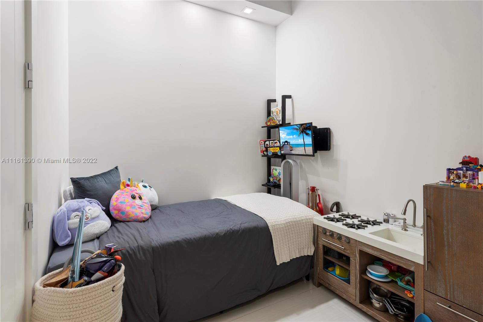 Turnberry Ocean Club - Residential