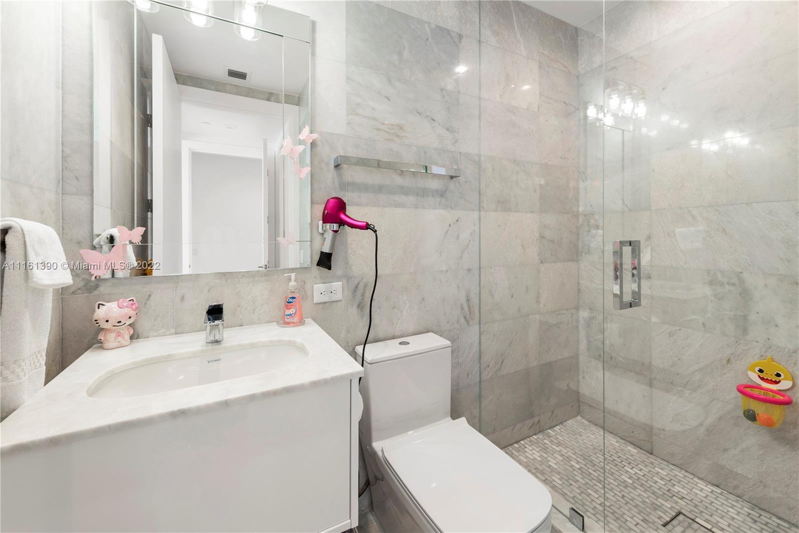 Turnberry Ocean Club - Residential