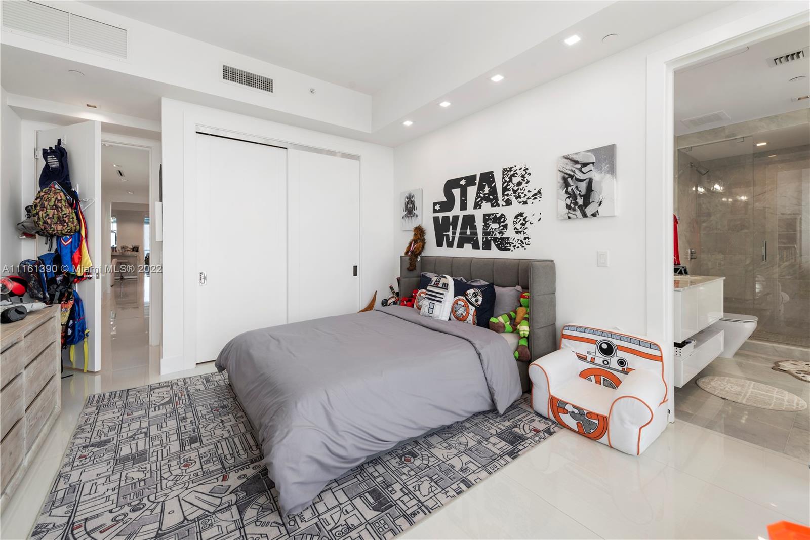 Turnberry Ocean Club - Residential