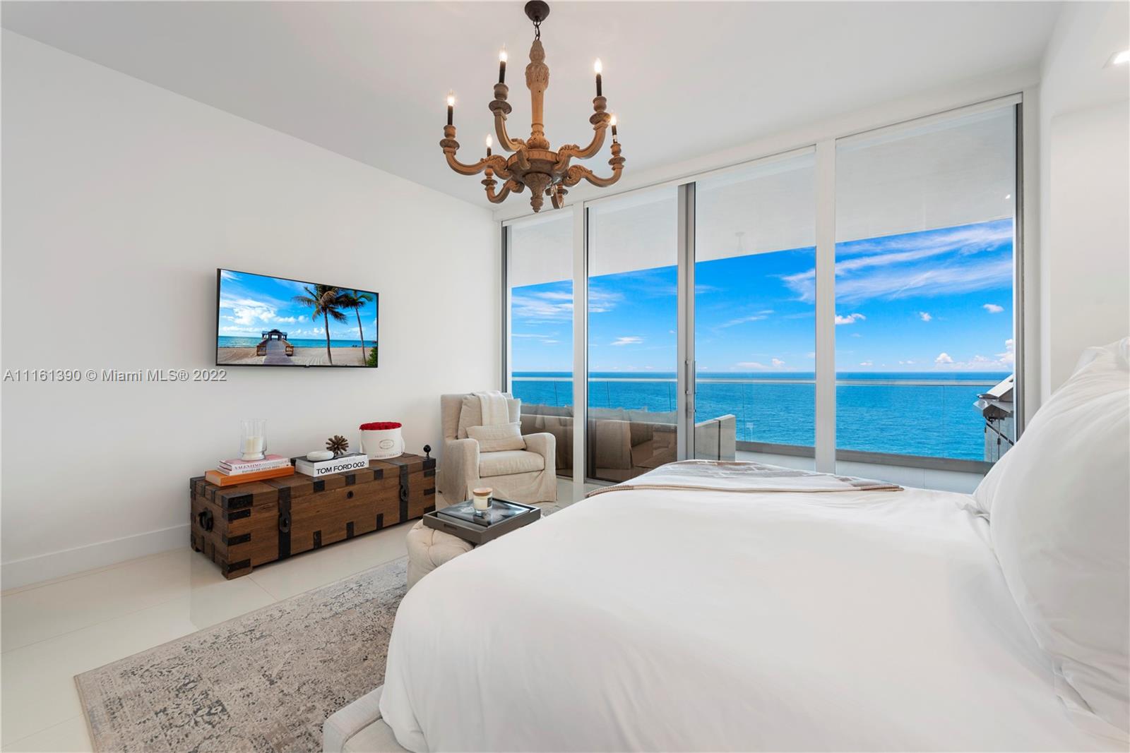 Turnberry Ocean Club - Residential