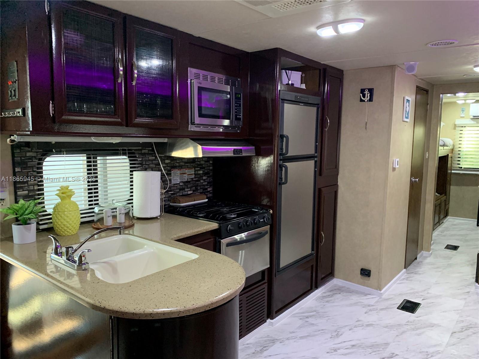 CALUSA CAMPGROUND - Residential