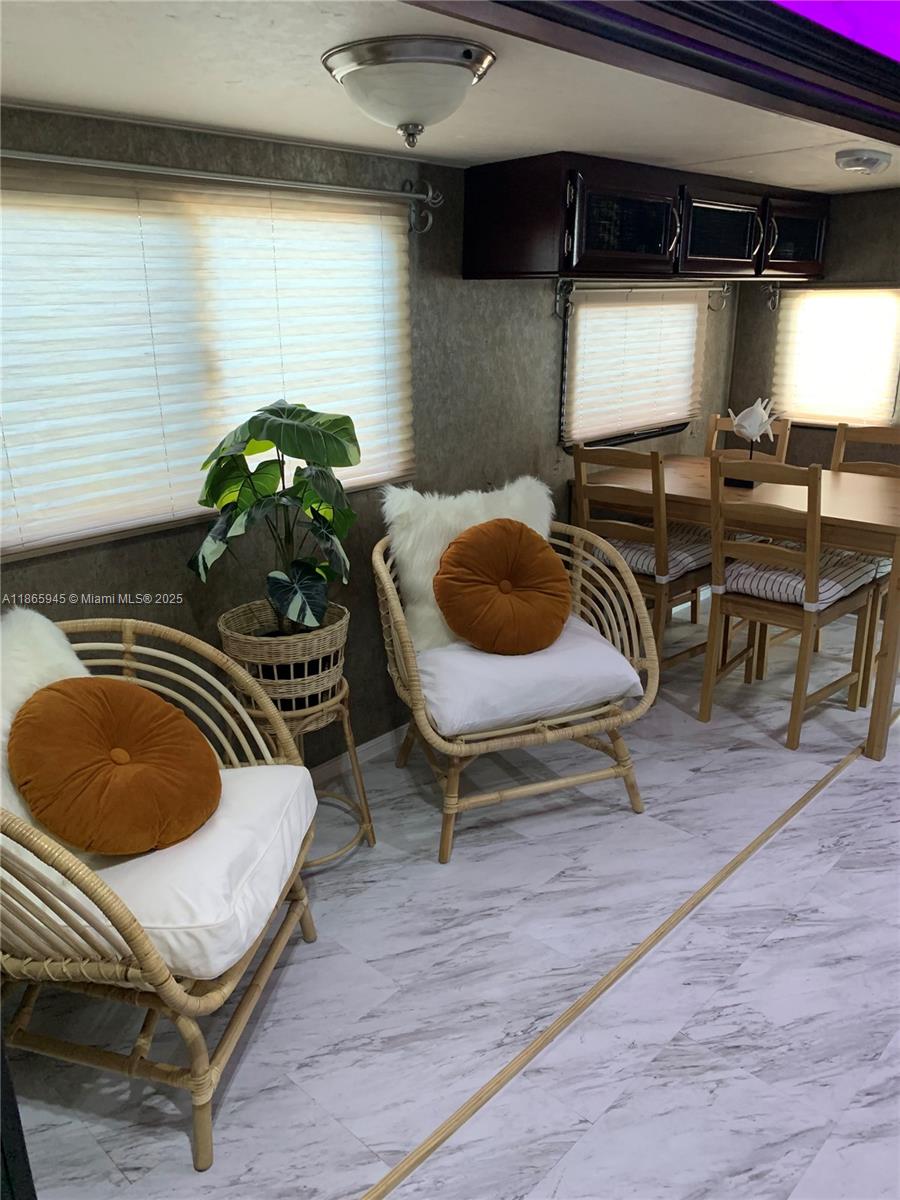 CALUSA CAMPGROUND - Residential