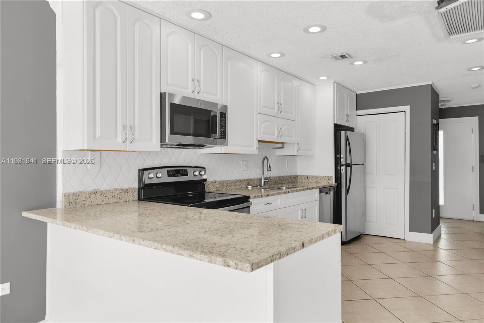 GULFSTREAM SHORES #2 AMD - Residential