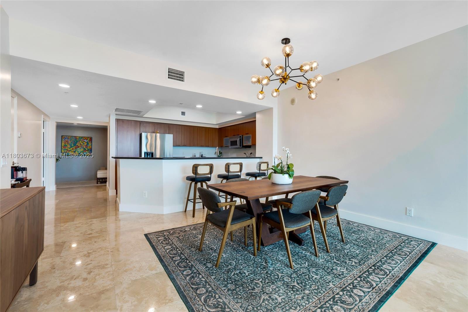 THE OAKS I CONDO - Residential