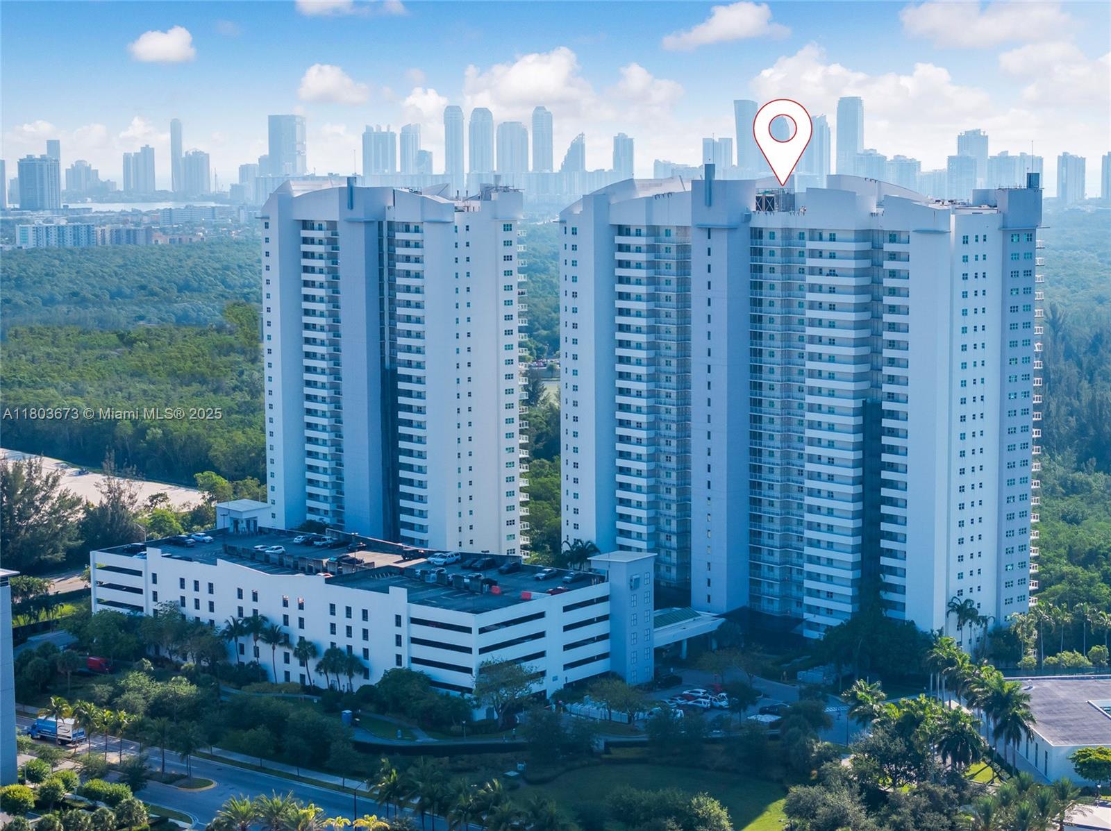 THE OAKS I CONDO - Residential