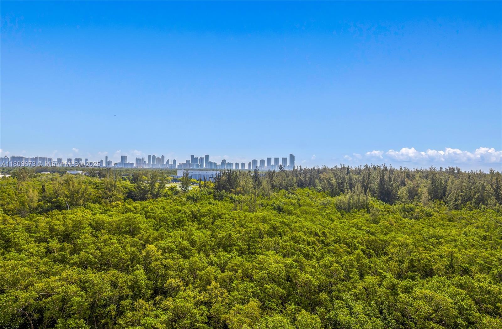 THE OAKS I CONDO - Residential