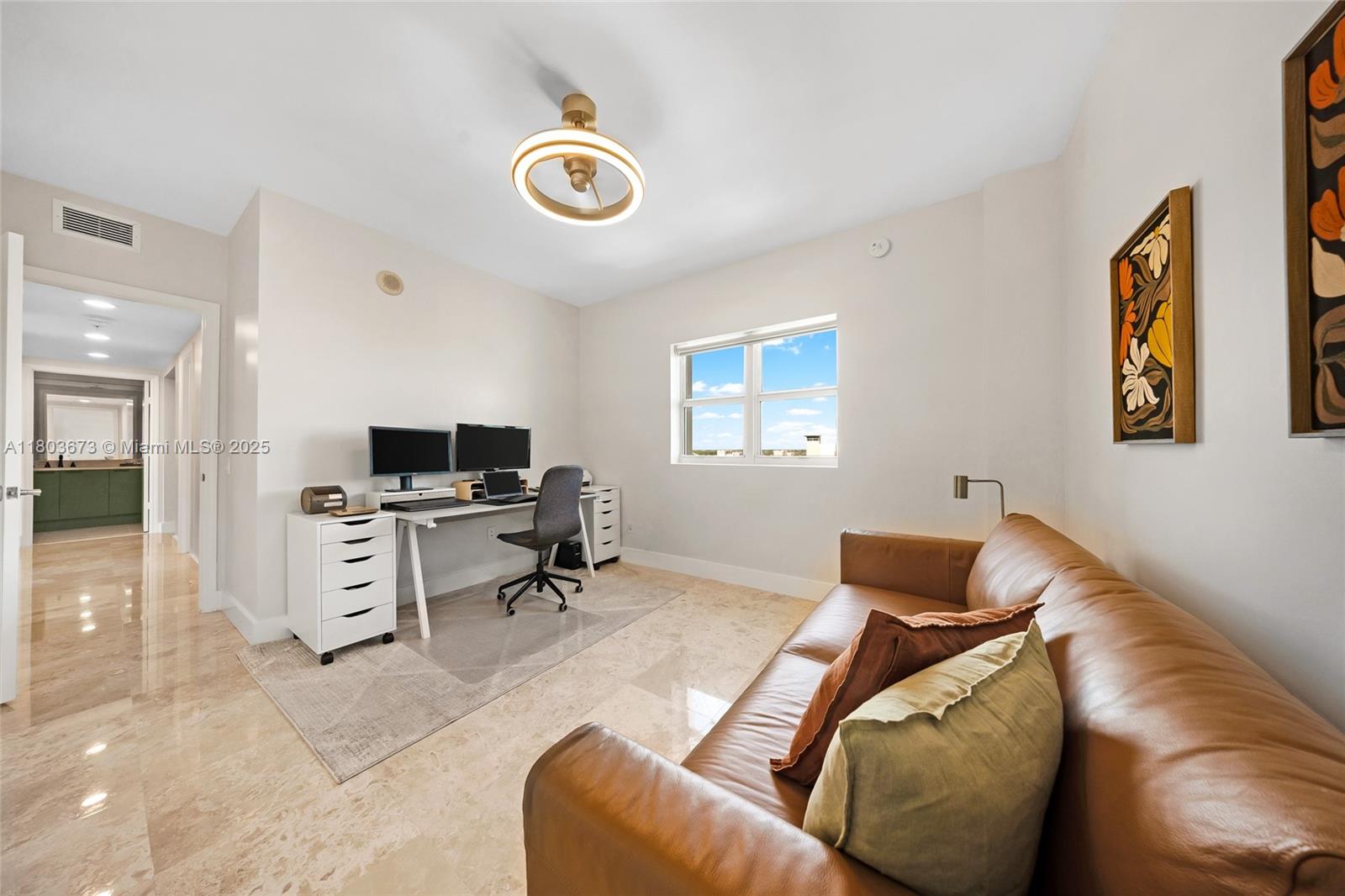 THE OAKS I CONDO - Residential