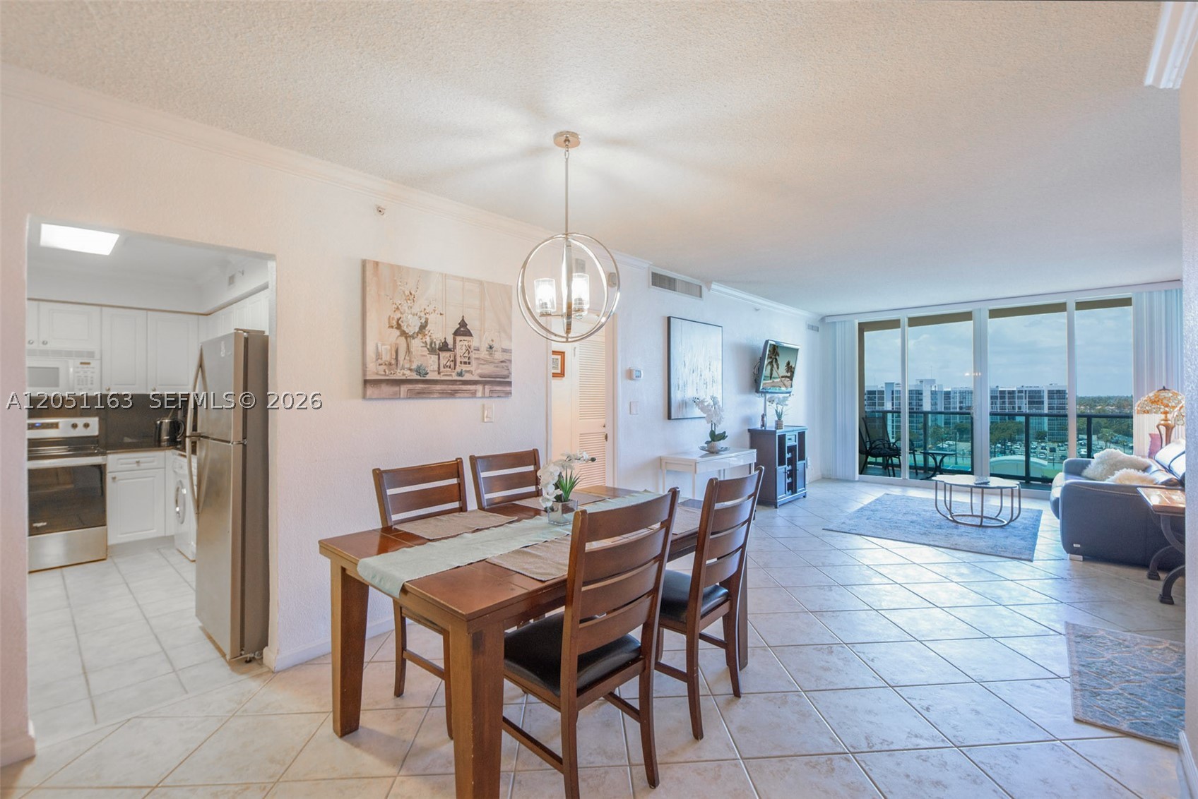 2501 S Ocean Dr 828