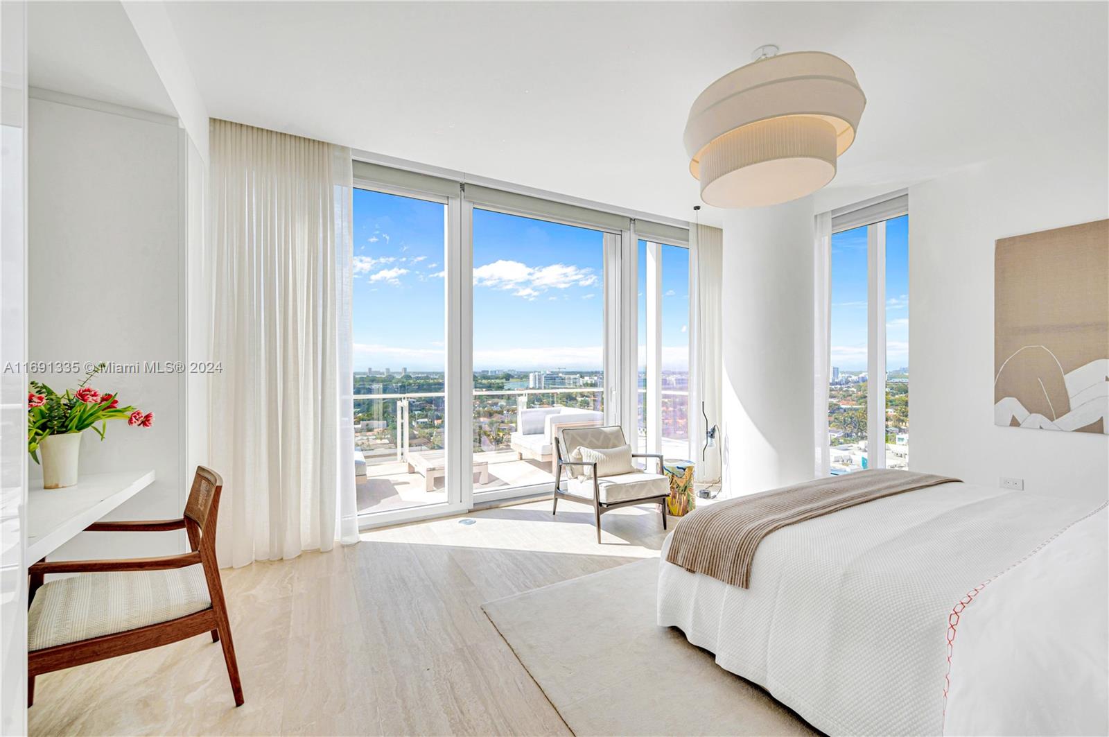 SURF CLUB CONDO - Residential