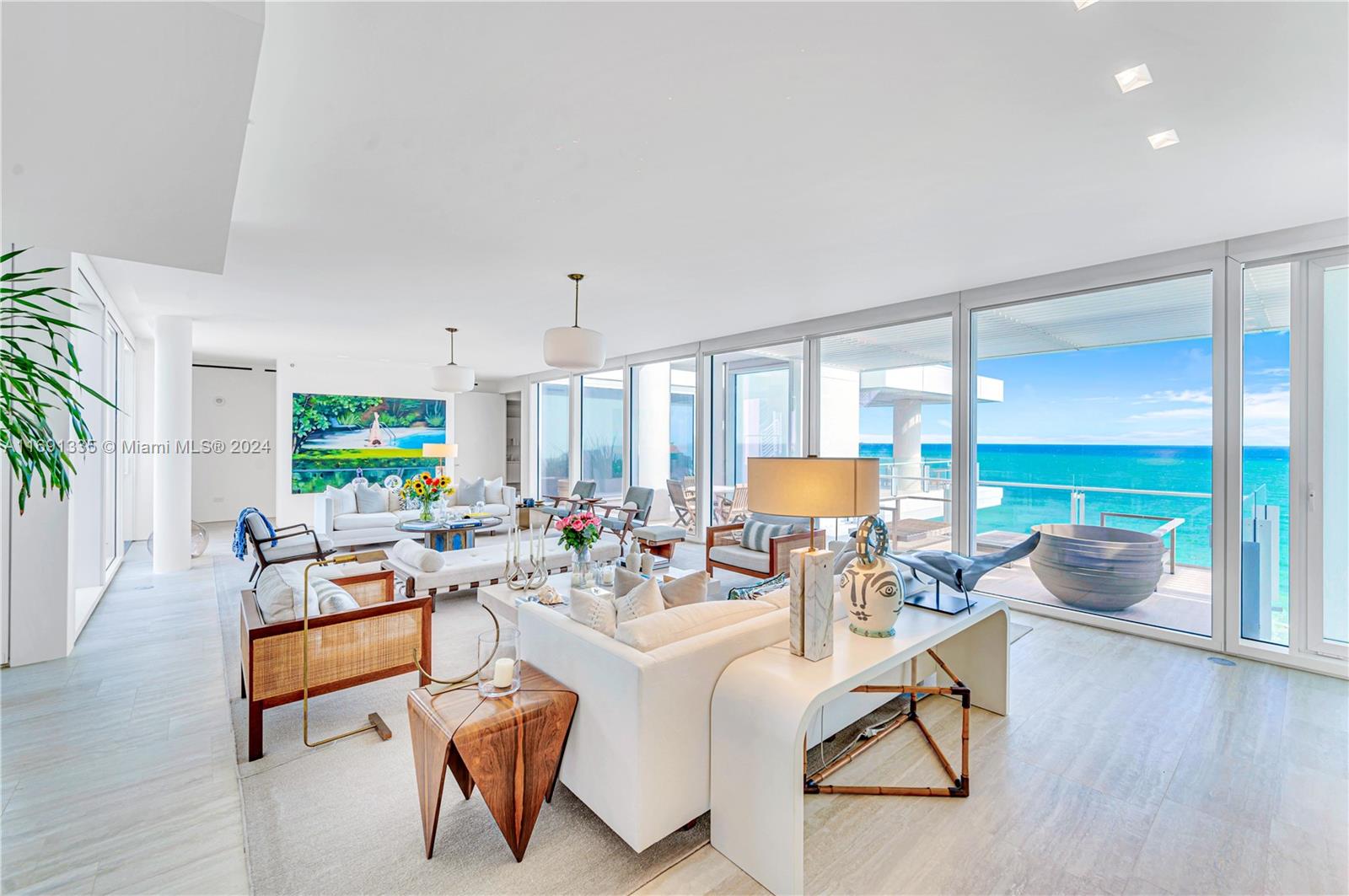 9111 Collins Ave N-PH6