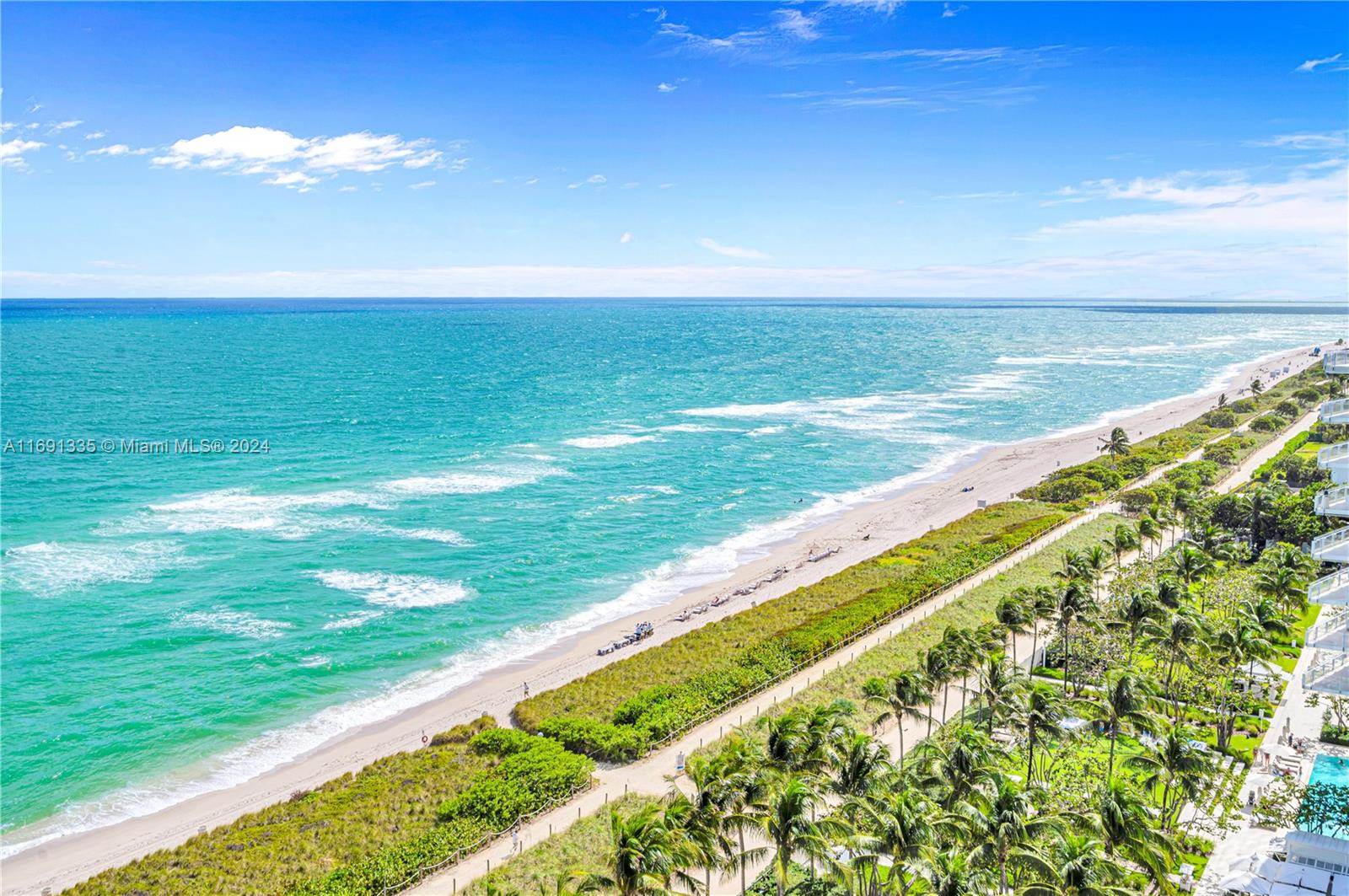 SURF CLUB CONDO - Residential