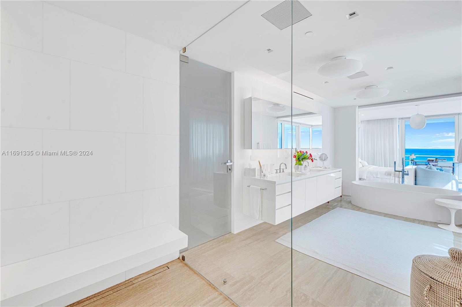 SURF CLUB CONDO - Residential