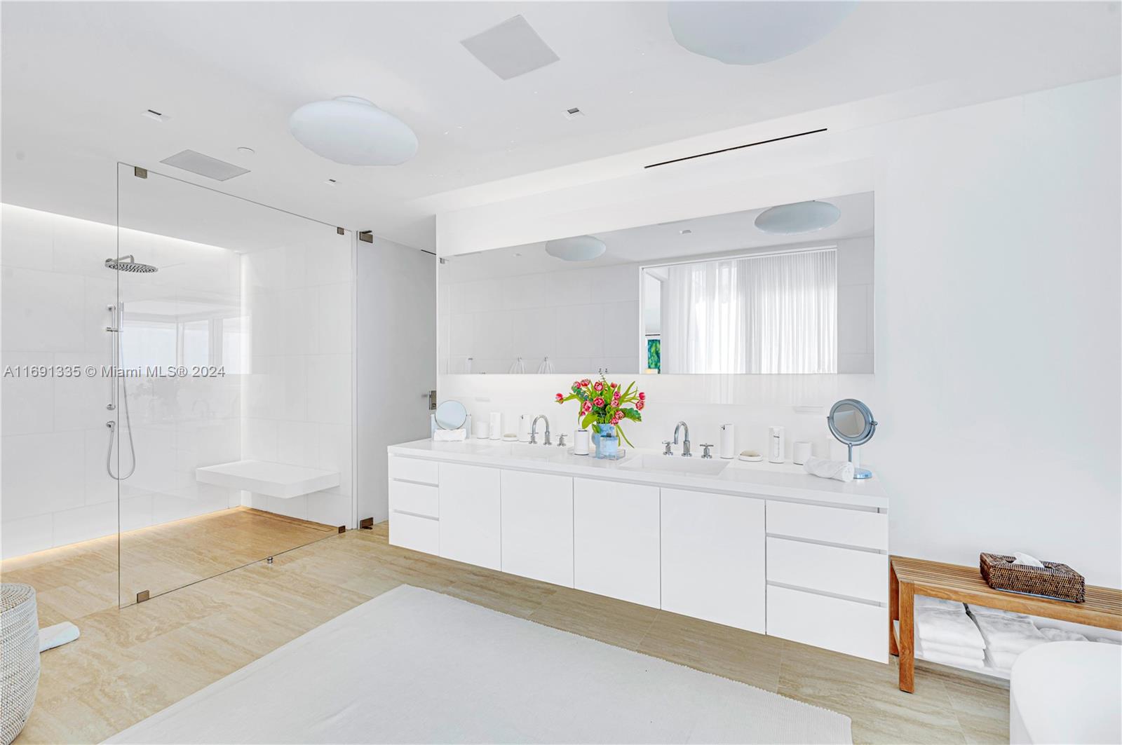 SURF CLUB CONDO - Residential