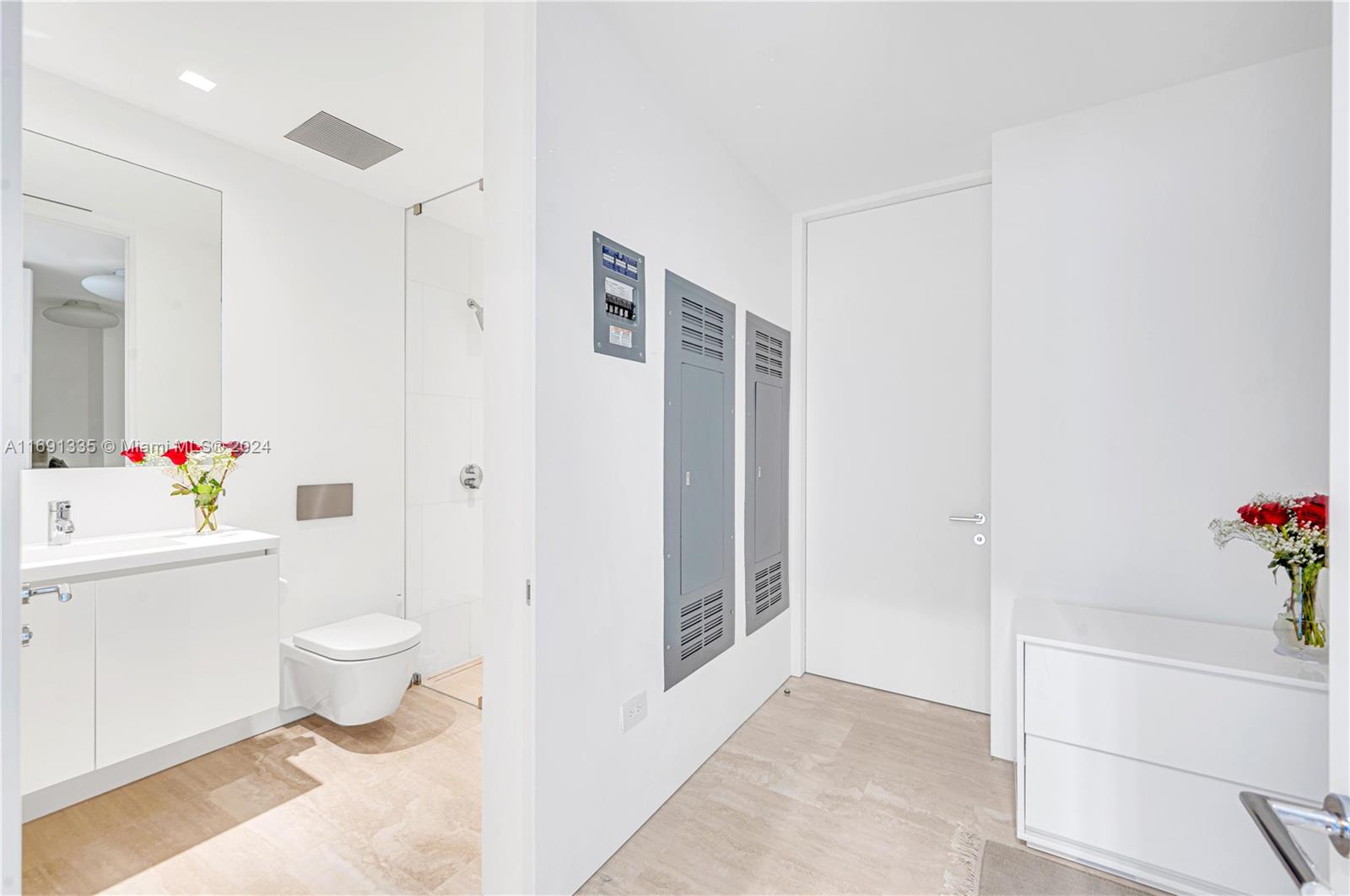 SURF CLUB CONDO - Residential