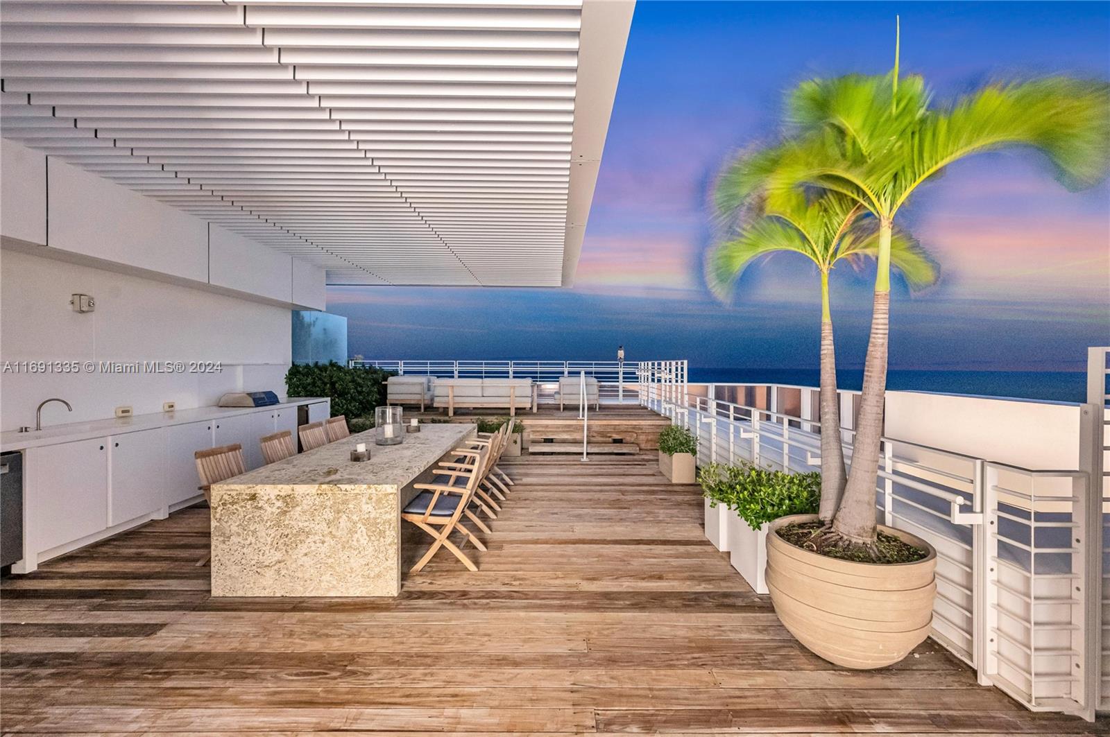 SURF CLUB CONDO - Residential