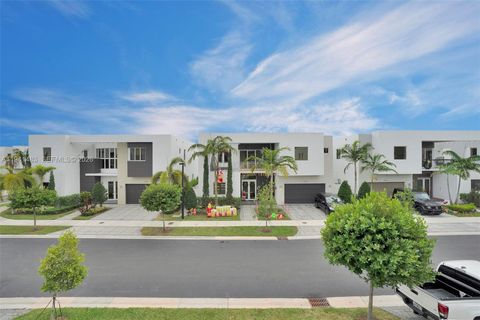 Tiny photo for 10055 NW 77th St, Doral, FL 33178 (MLS # A11941483)