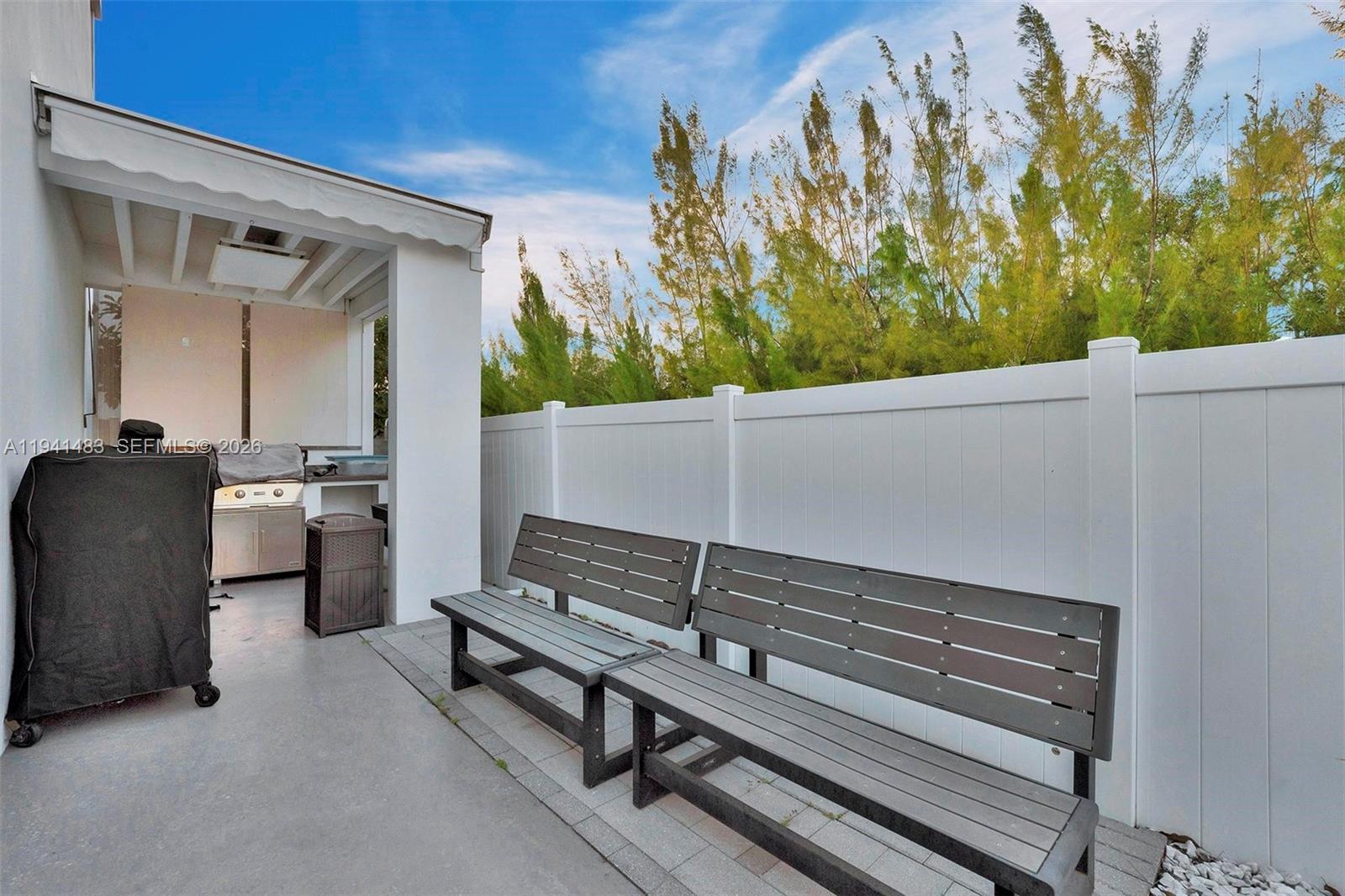 DORAL COMMONS RESIDENTIAL - Residential