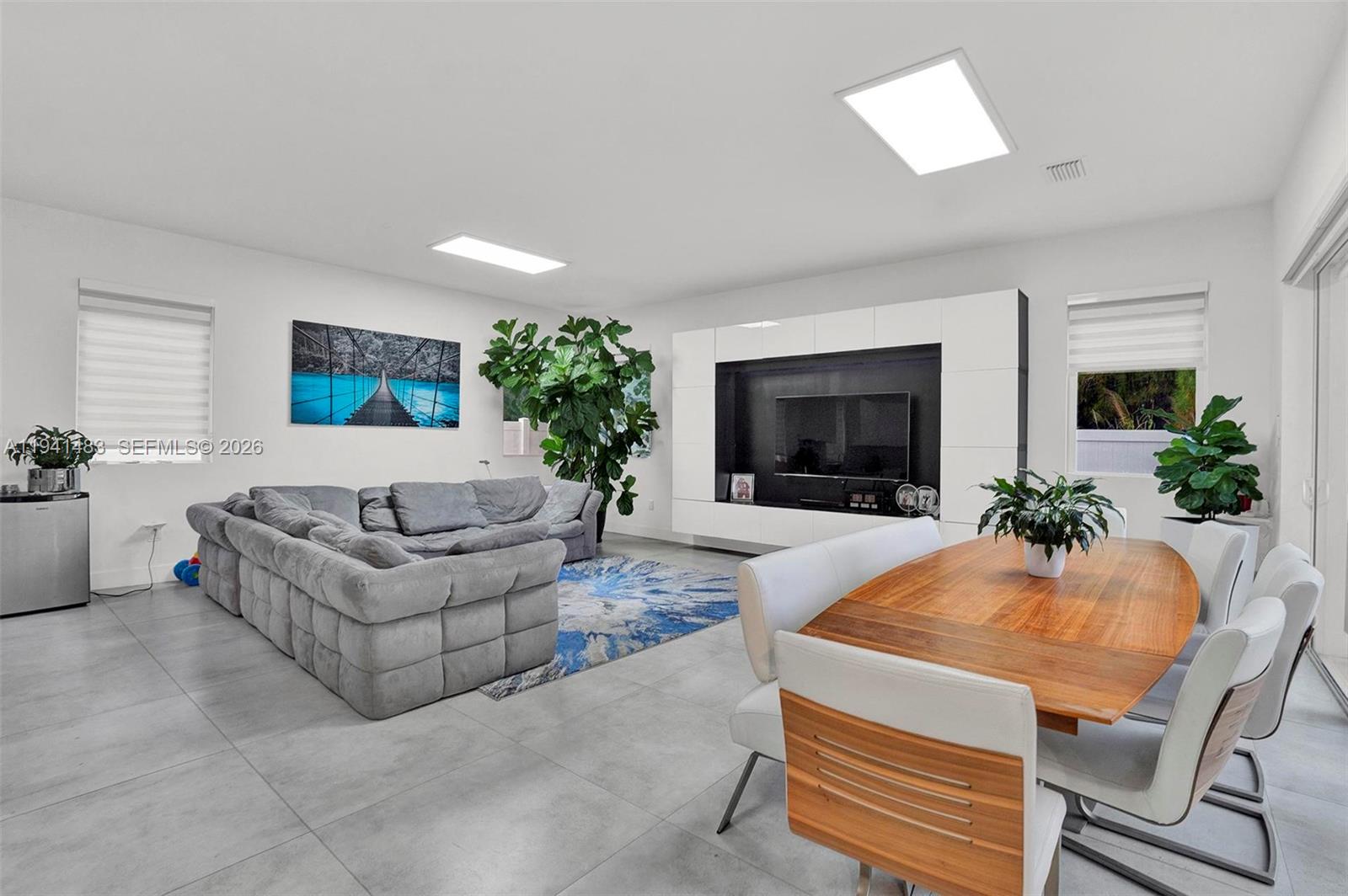 DORAL COMMONS RESIDENTIAL - Residential