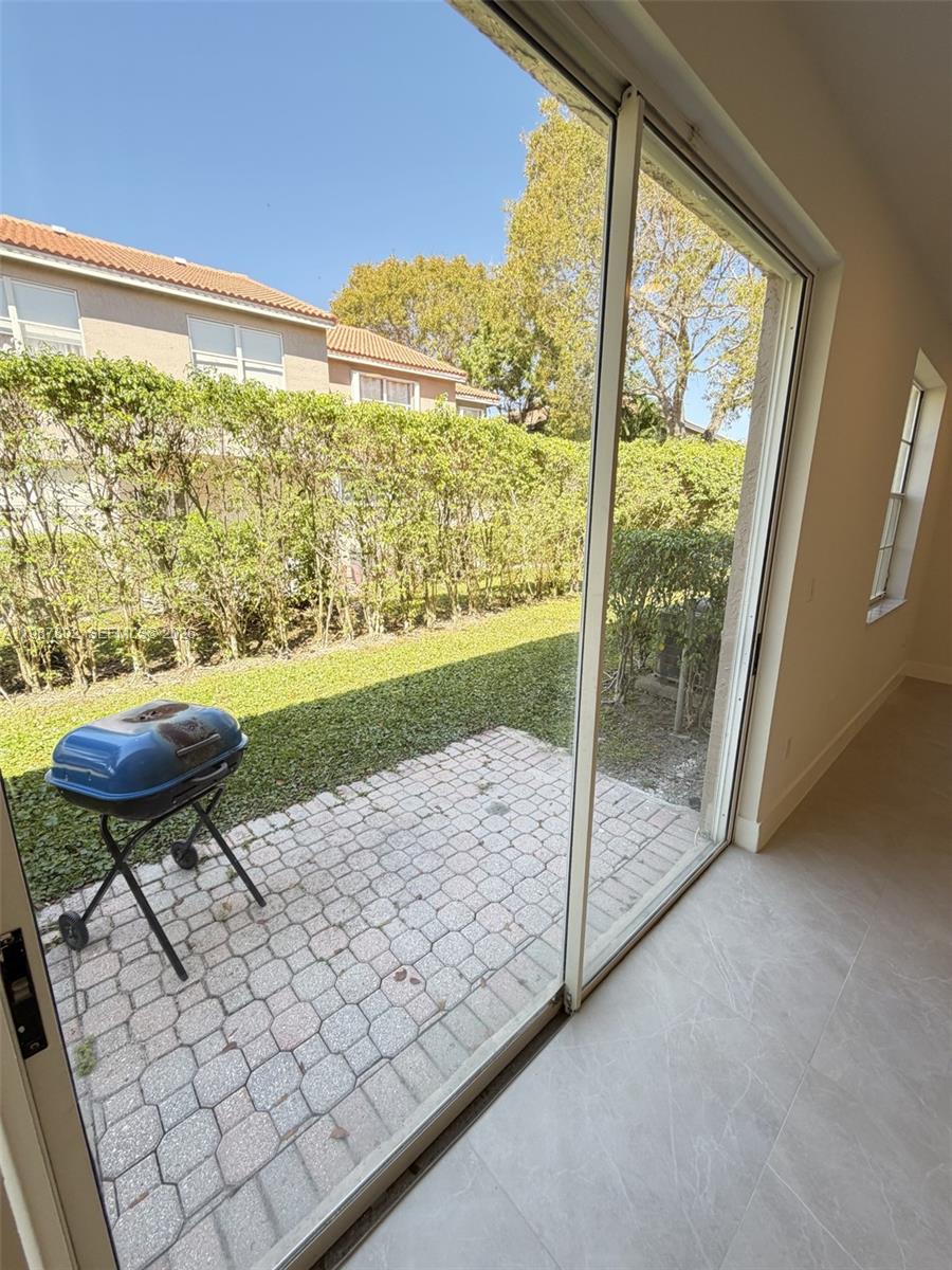 MISSION BAY PAR F PH 1 - Residential Lease