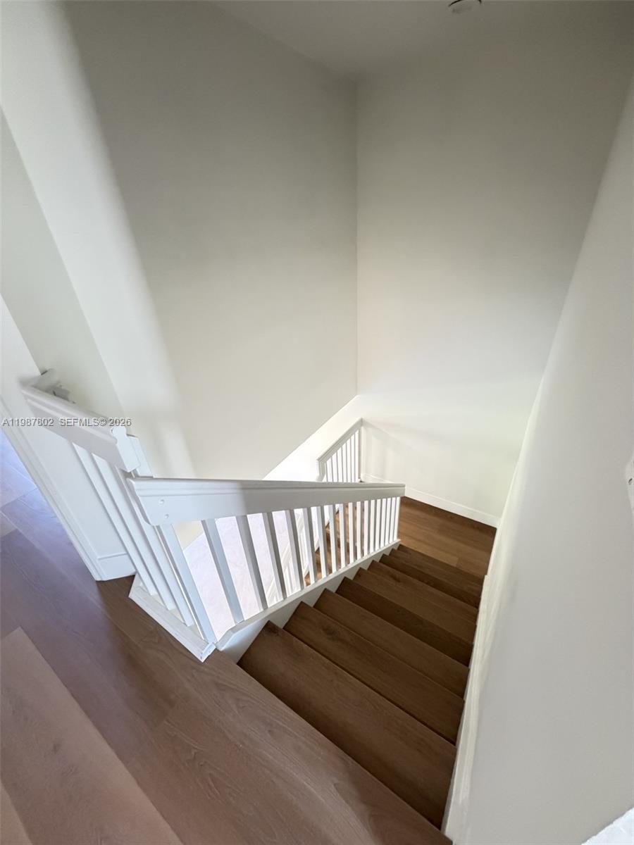 MISSION BAY PAR F PH 1 - Residential Lease