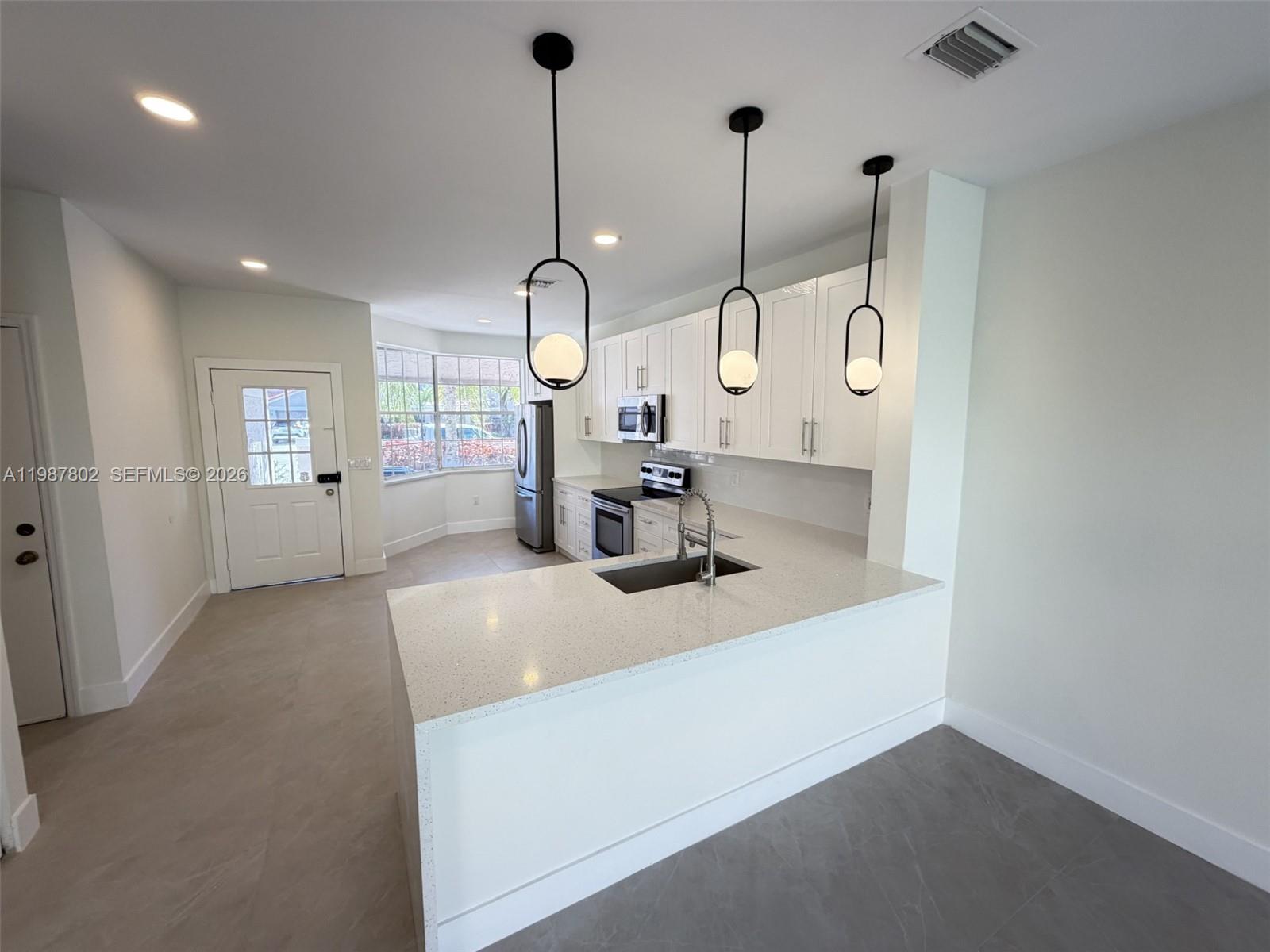 MISSION BAY PAR F PH 1 - Residential Lease