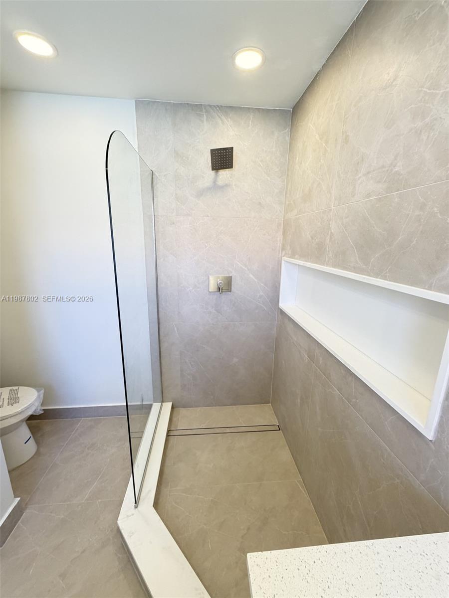 MISSION BAY PAR F PH 1 - Residential Lease