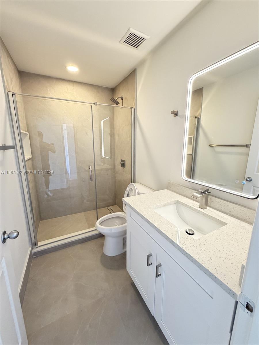 MISSION BAY PAR F PH 1 - Residential Lease