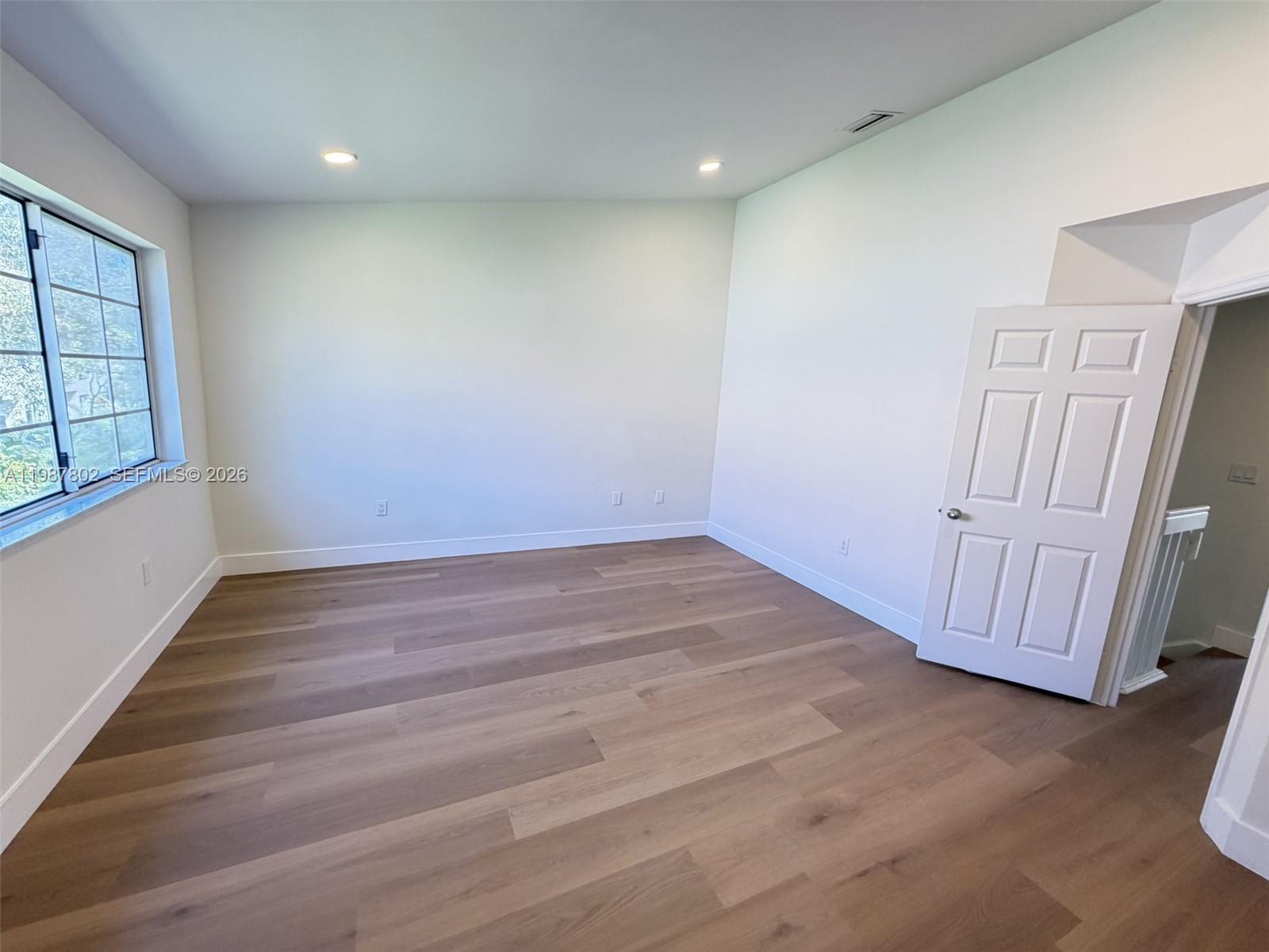 MISSION BAY PAR F PH 1 - Residential Lease