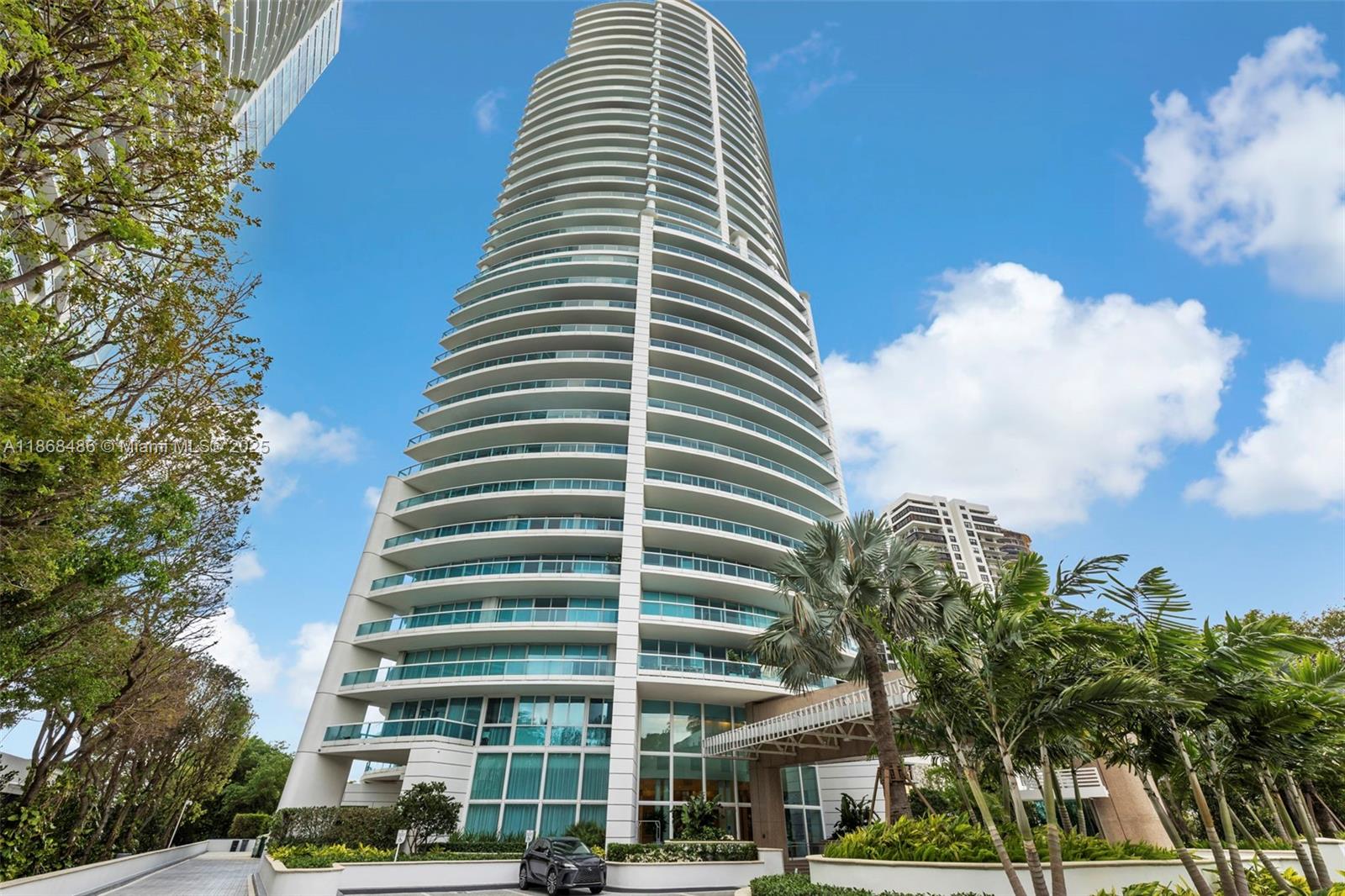 2127 Brickell Ave 1504