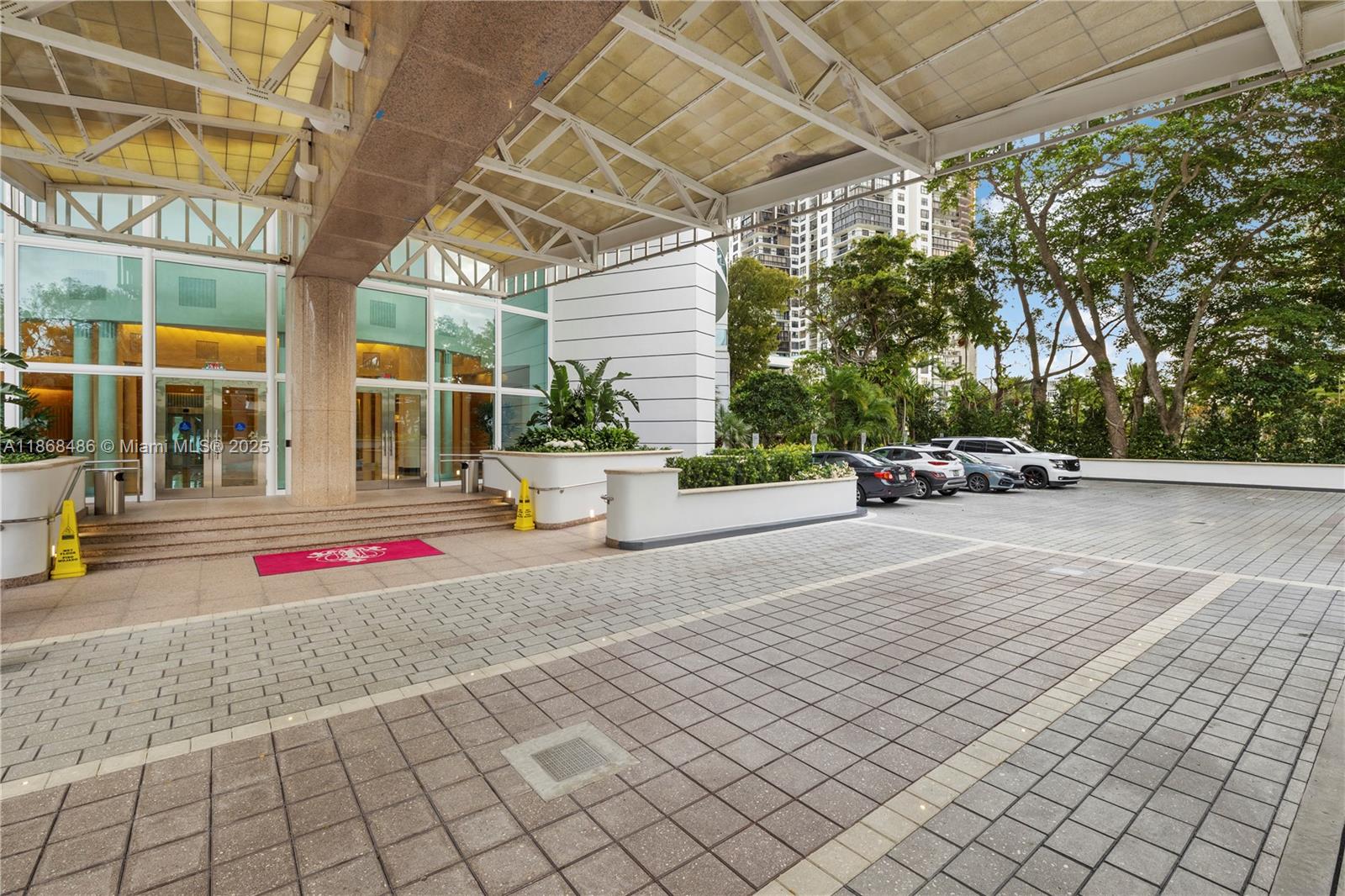 2127 Brickell Ave 1504