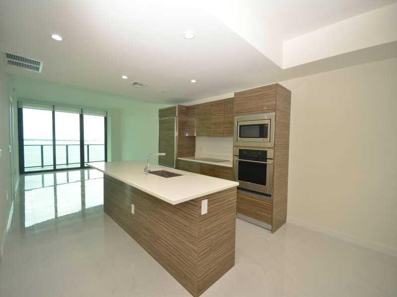 ICON BAY - Residential Lease