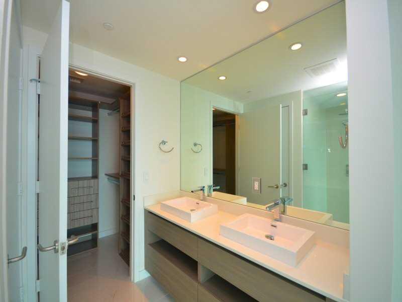 ICON BAY - Residential Lease