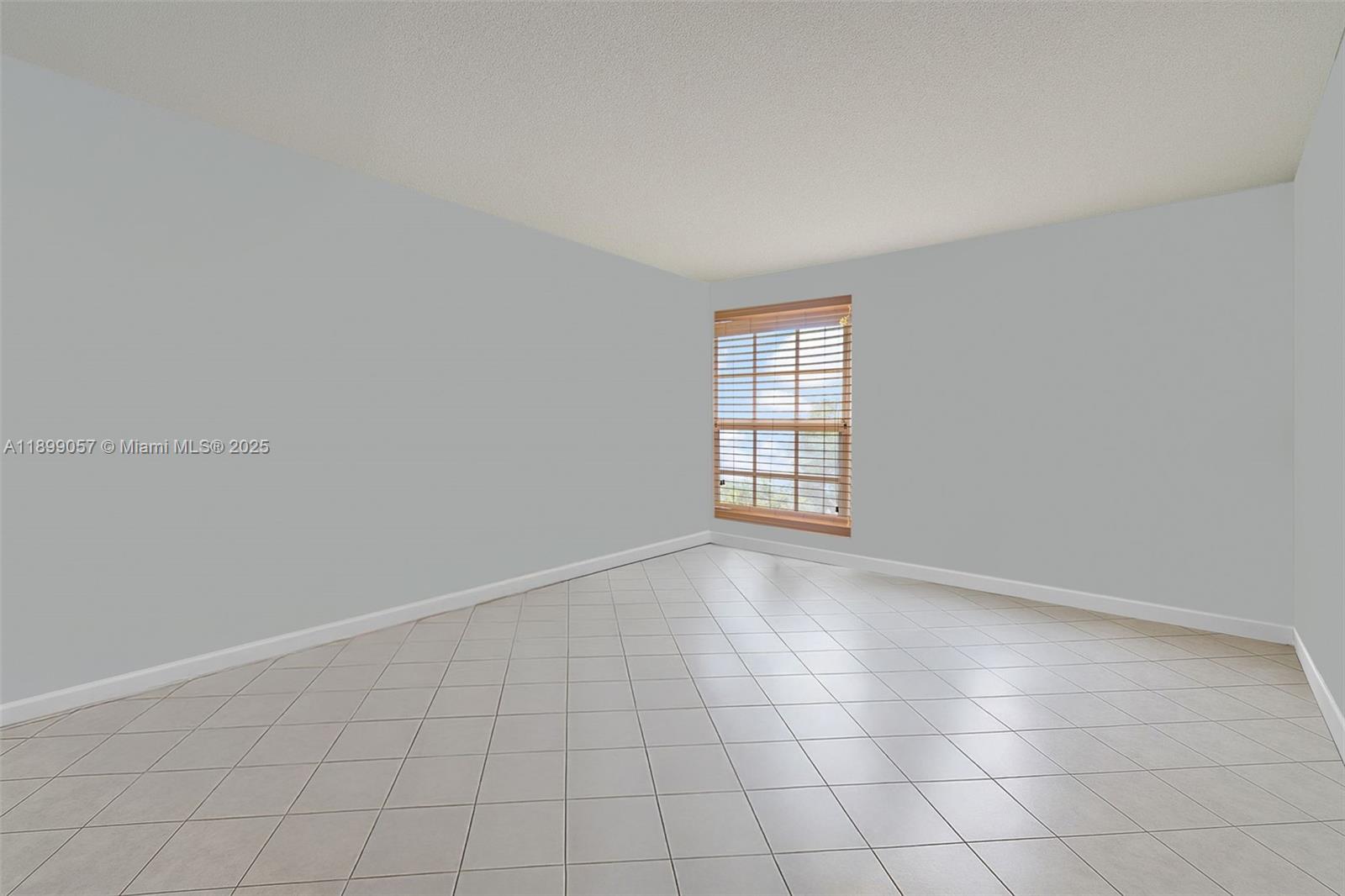AVILA CONDO - Residential