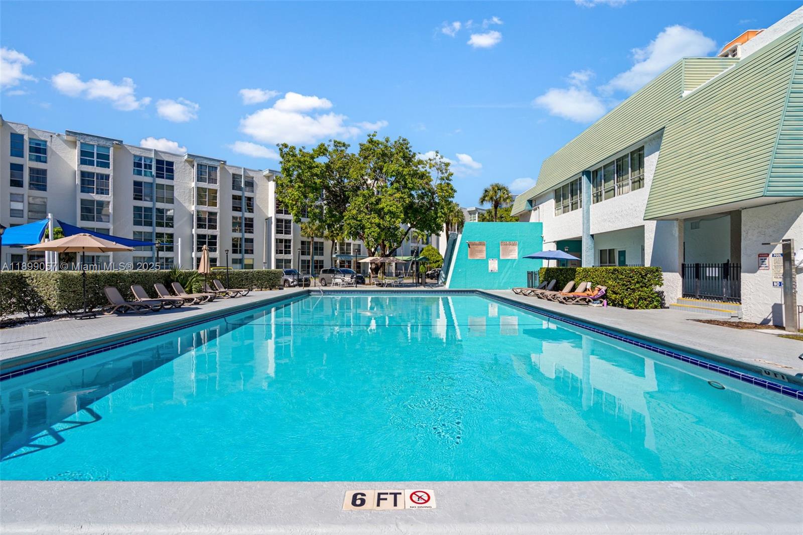 AVILA CONDO - Residential
