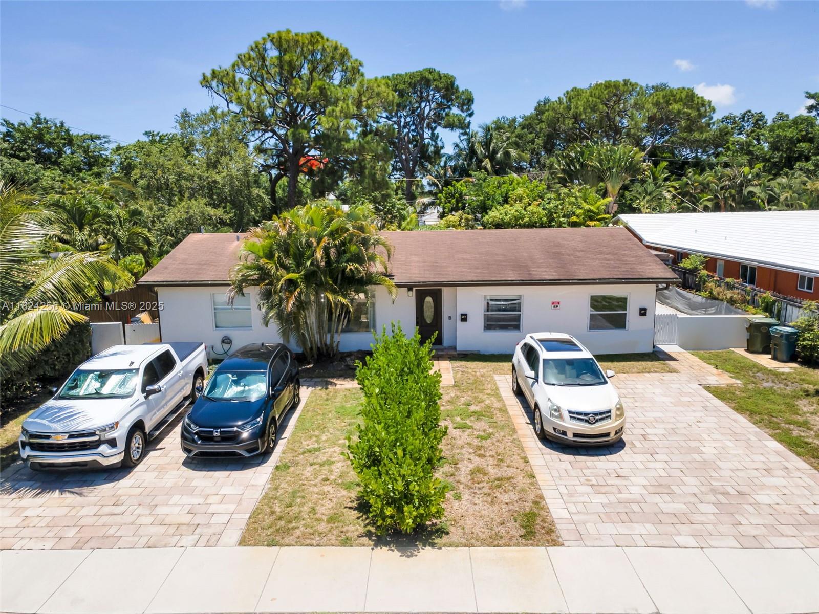 Turnkey duplex in the heart of Oakland Park, fully remodeled and move-in ready. Each unit features quartz countertops, stainless steel appliances, tile floors, newer A/C, updated kitchens and bathrooms. The oversized yard offers potential for future expansion or outdoor enjoyment. Plenty of parking available. Located just minutes from Wilton Manors, Las Olas, downtown Fort Lauderdale, beaches, shopping, and I-95. This property is ideal for both investors and owner-occupants. Live in one unit and rent the other, or rent both for strong passive income. No HOA. Great opportunity for Airbnb or long-term rental income in a highly desirable and rapidly growing neighborhood. Shown by appointment only. Do not miss the chance to grab a great investment! Current mortgage has low rate, Assumable!