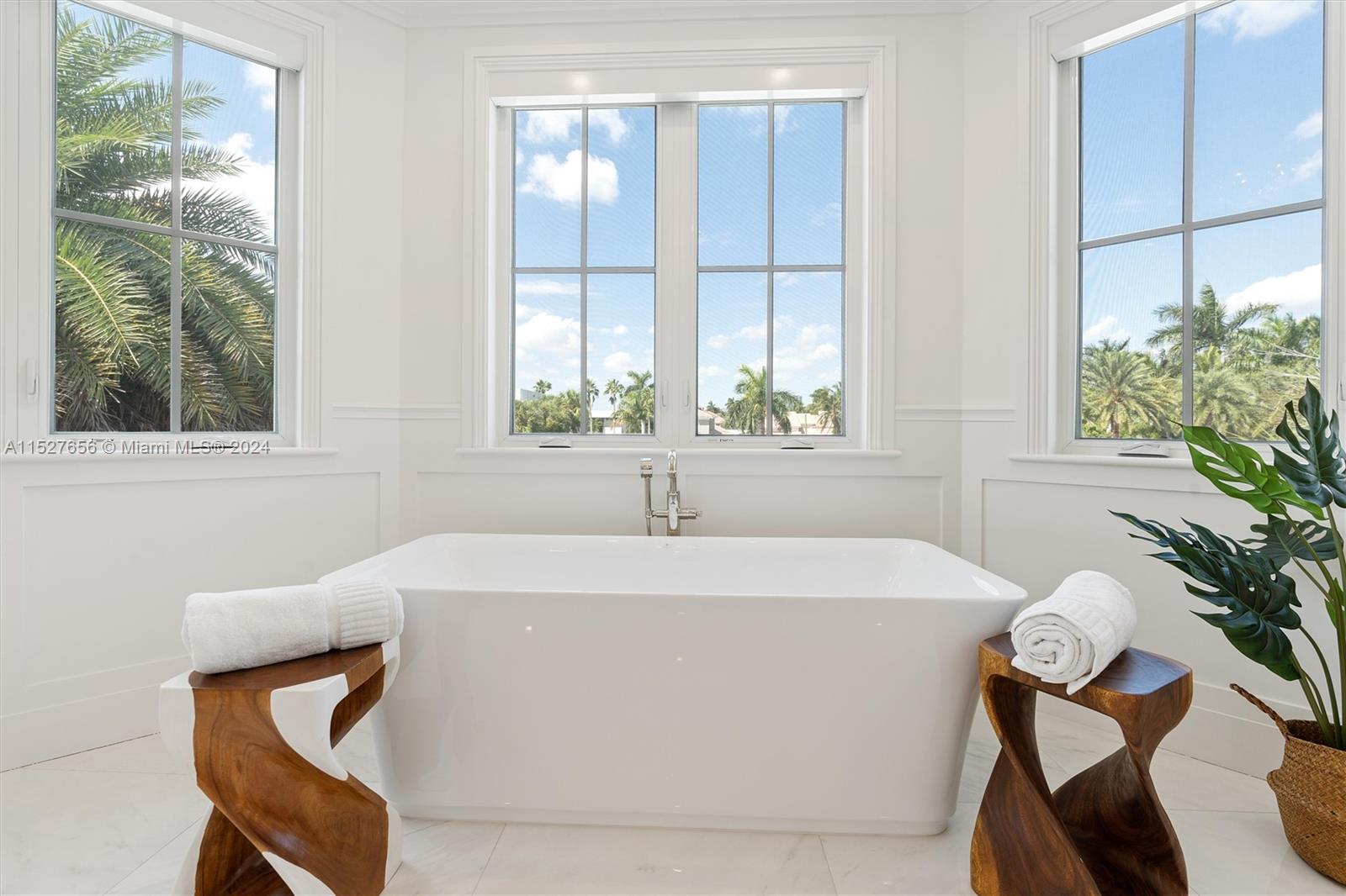 RIVIERA - Residential