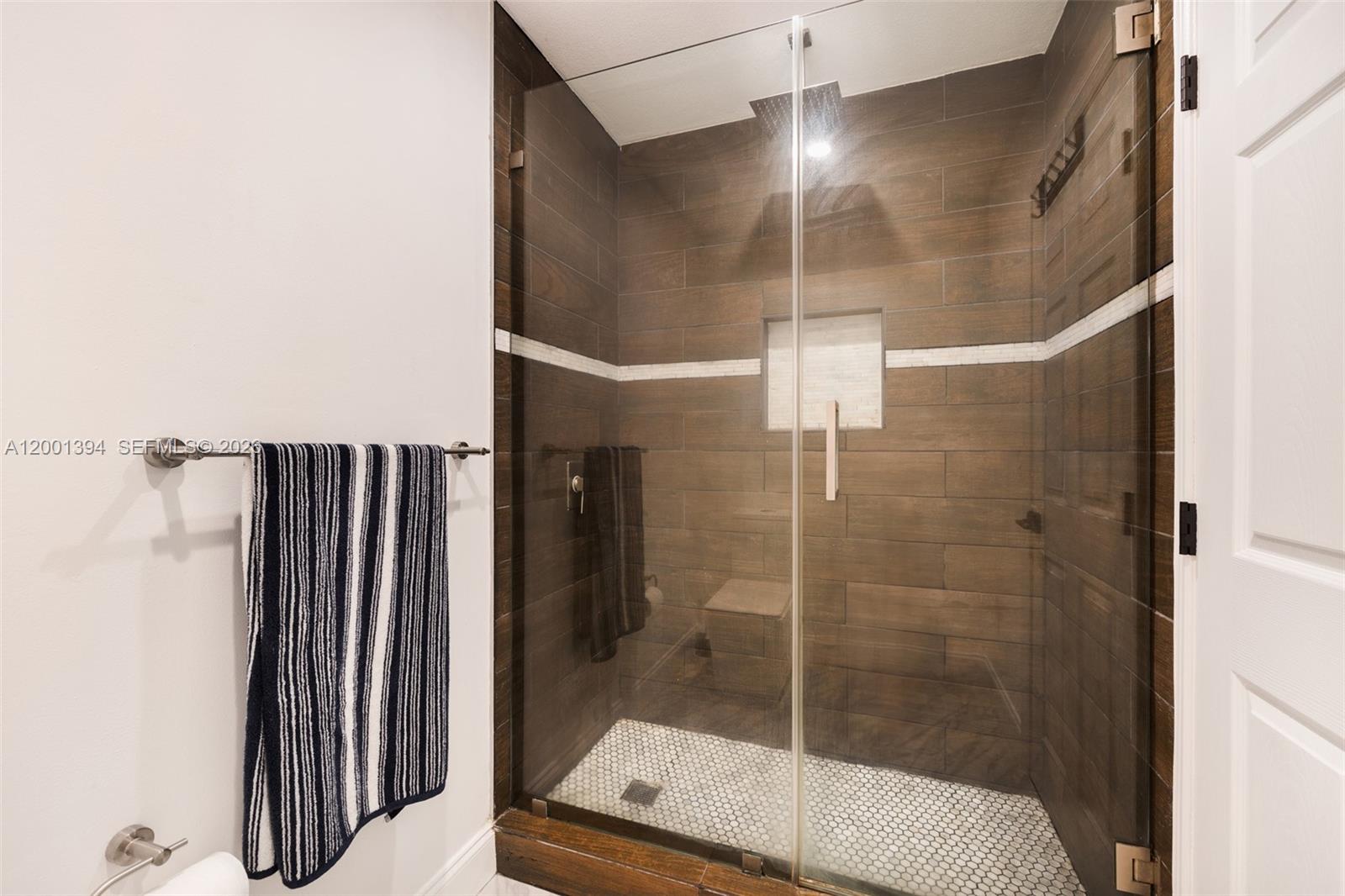 GATELAND RESIDENTIAL PLAT - Residential Lease