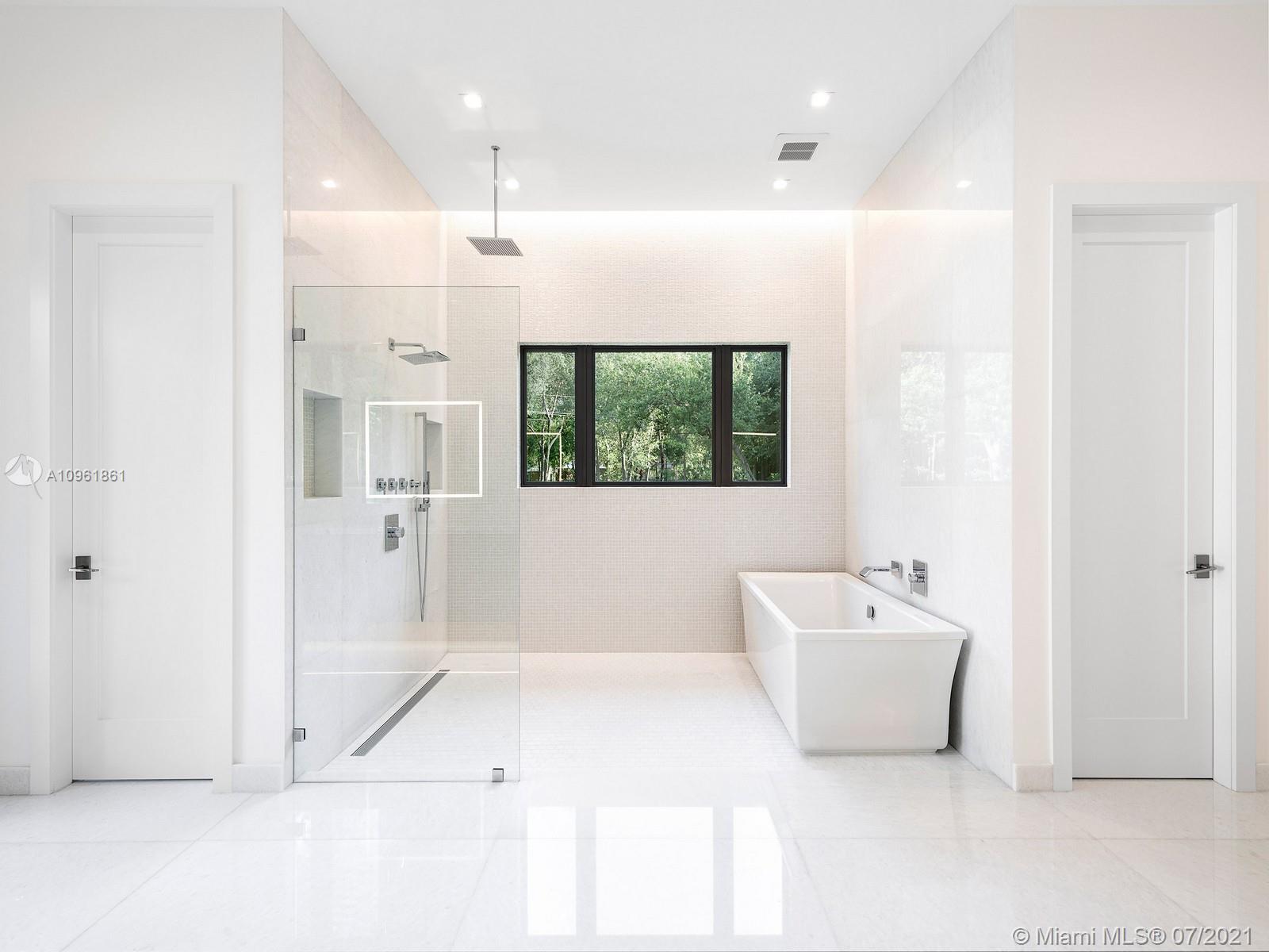 MC ALLISTER ACRES - Residential