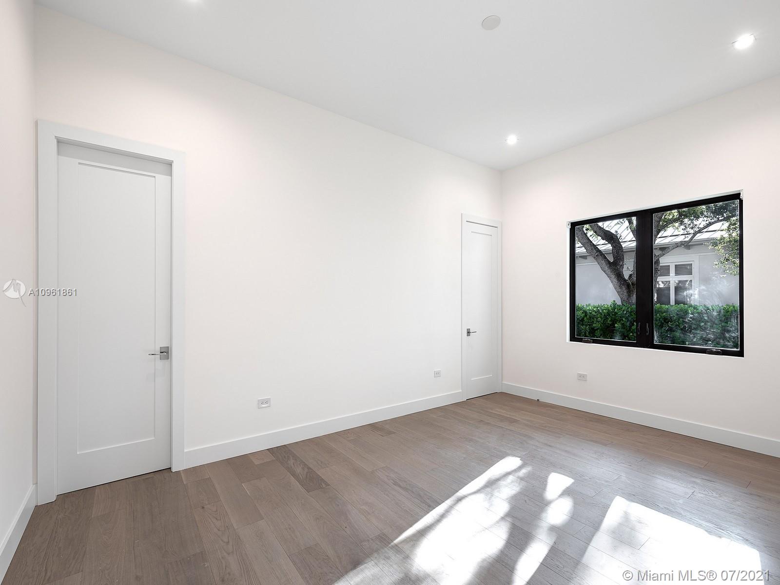 MC ALLISTER ACRES - Residential