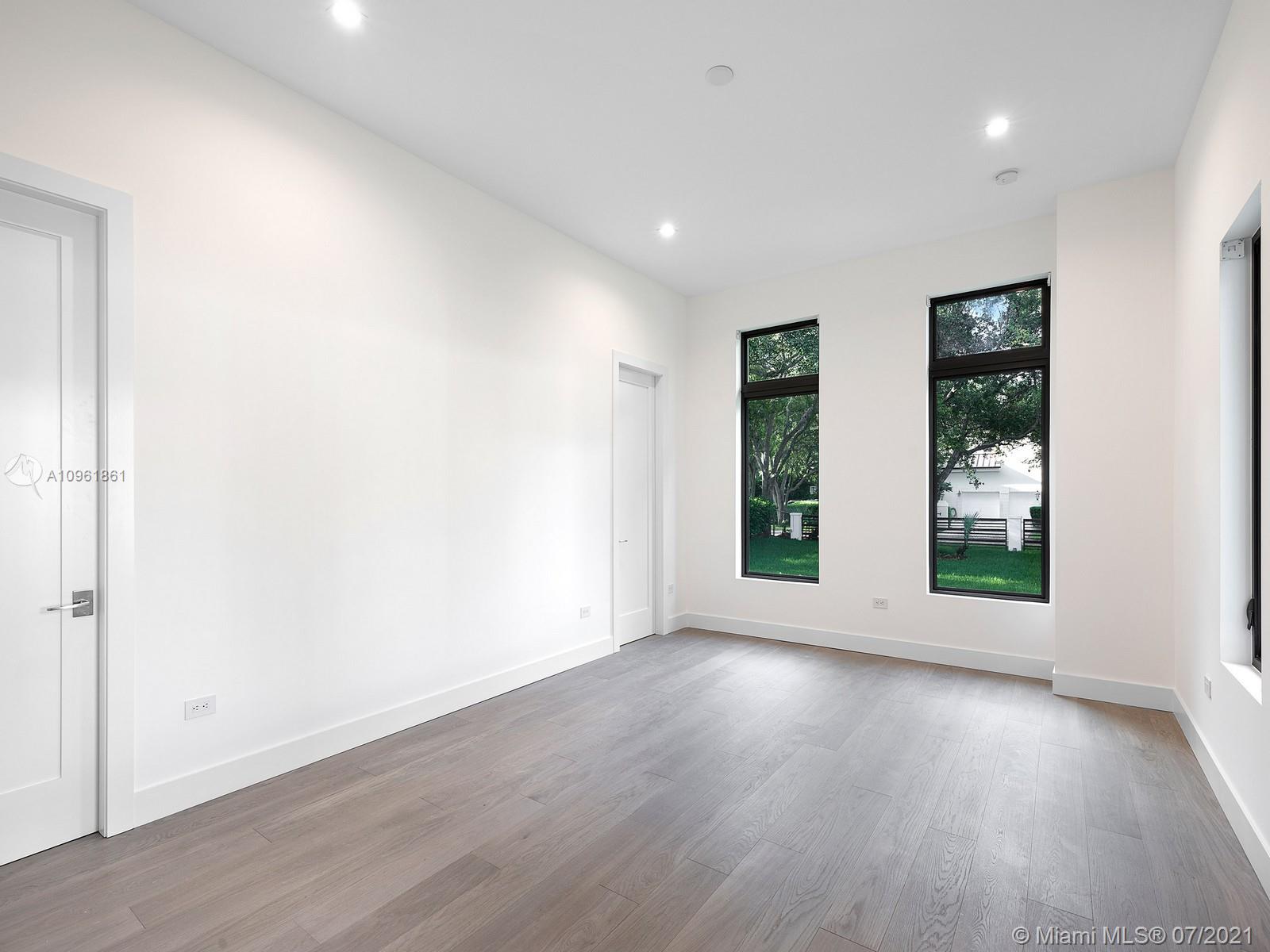 MC ALLISTER ACRES - Residential