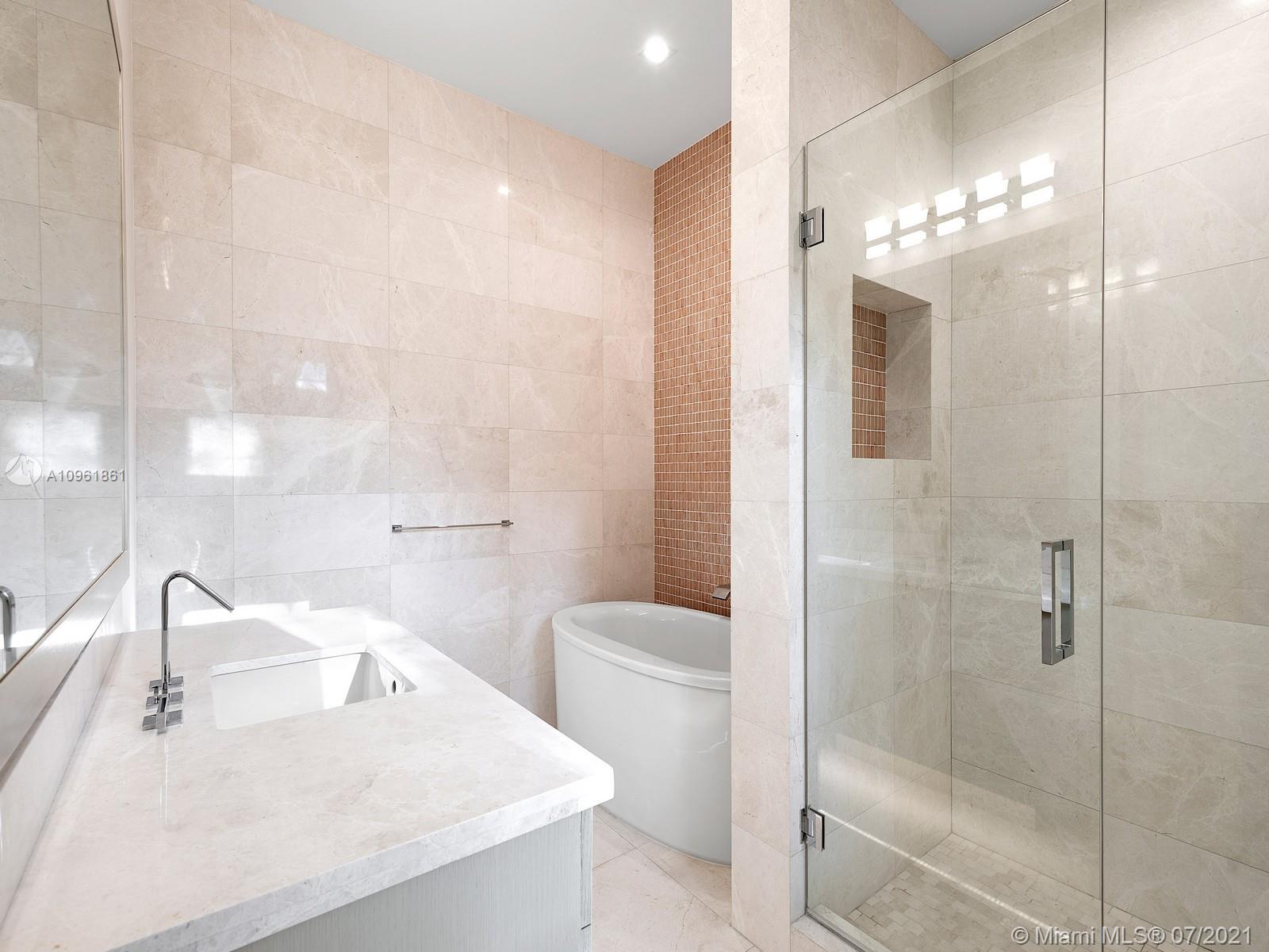 MC ALLISTER ACRES - Residential