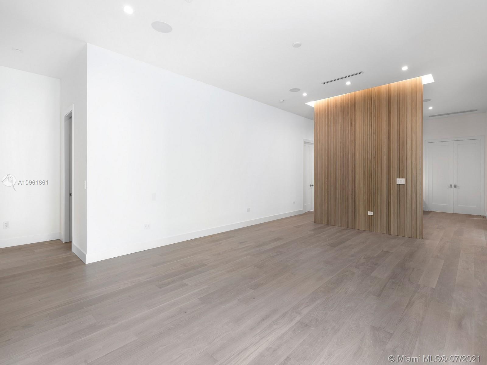 MC ALLISTER ACRES - Residential